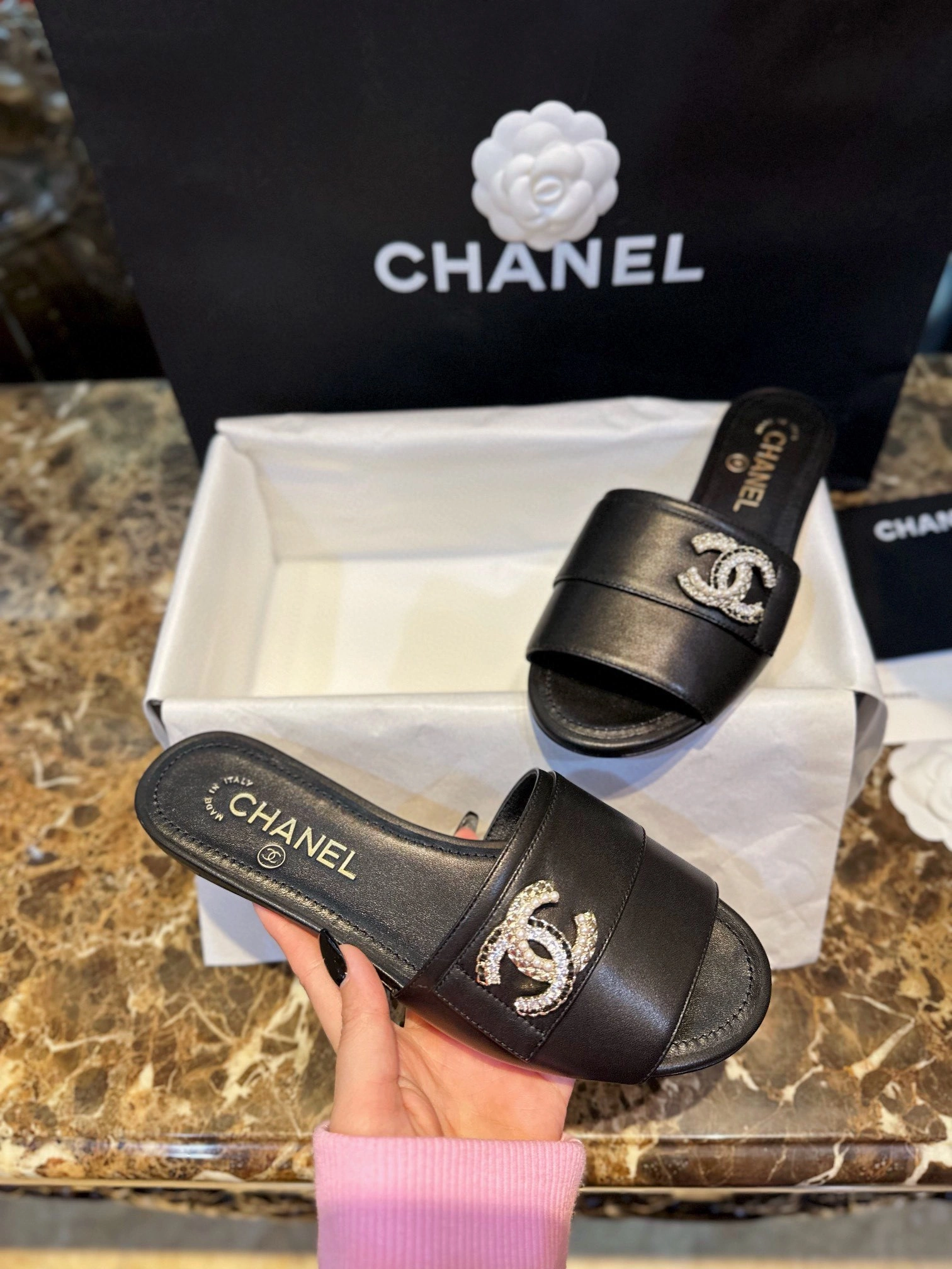 coco-- item:C-X802F1813Y