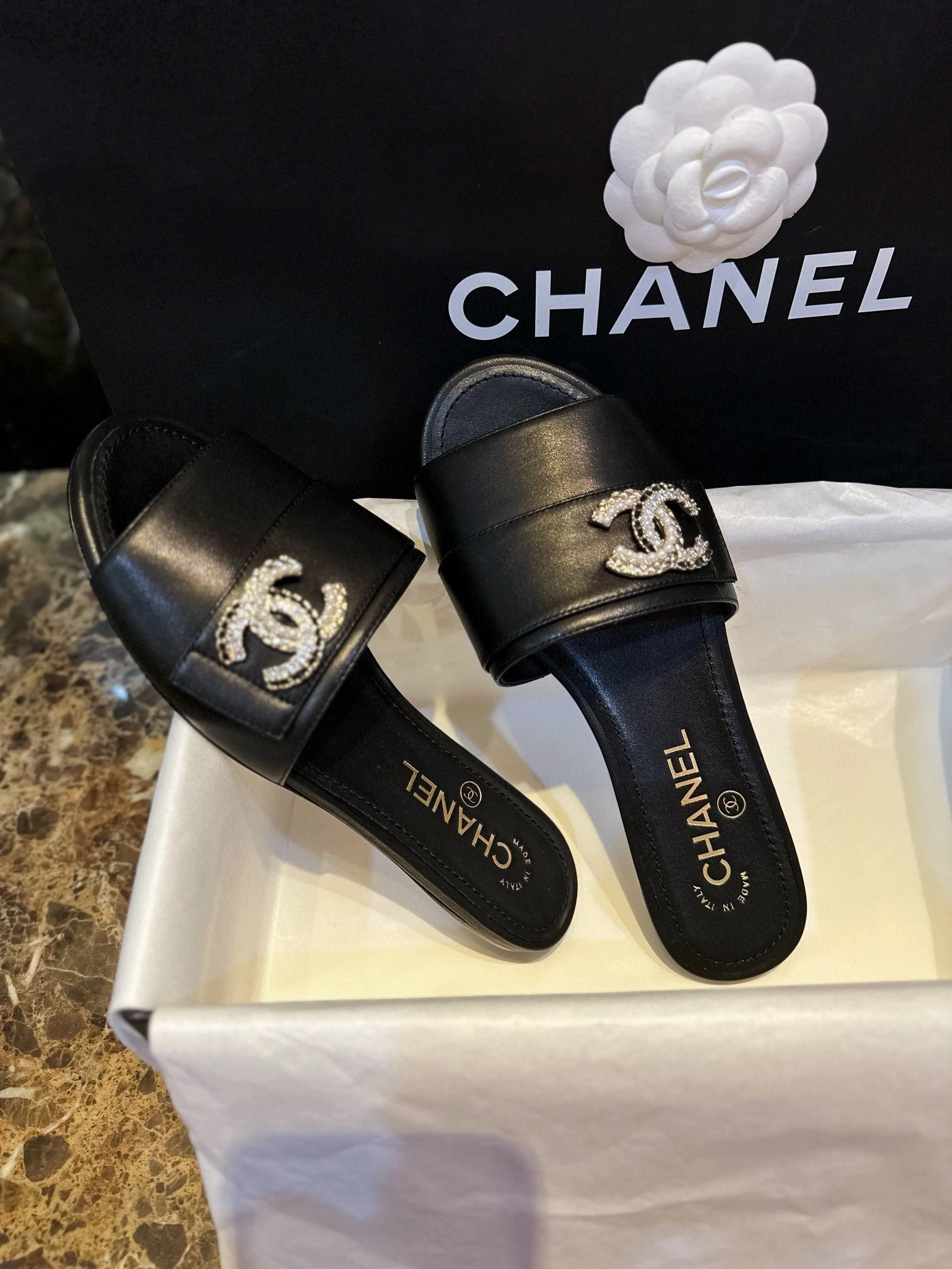 coco-- item:C-X802F1813Y