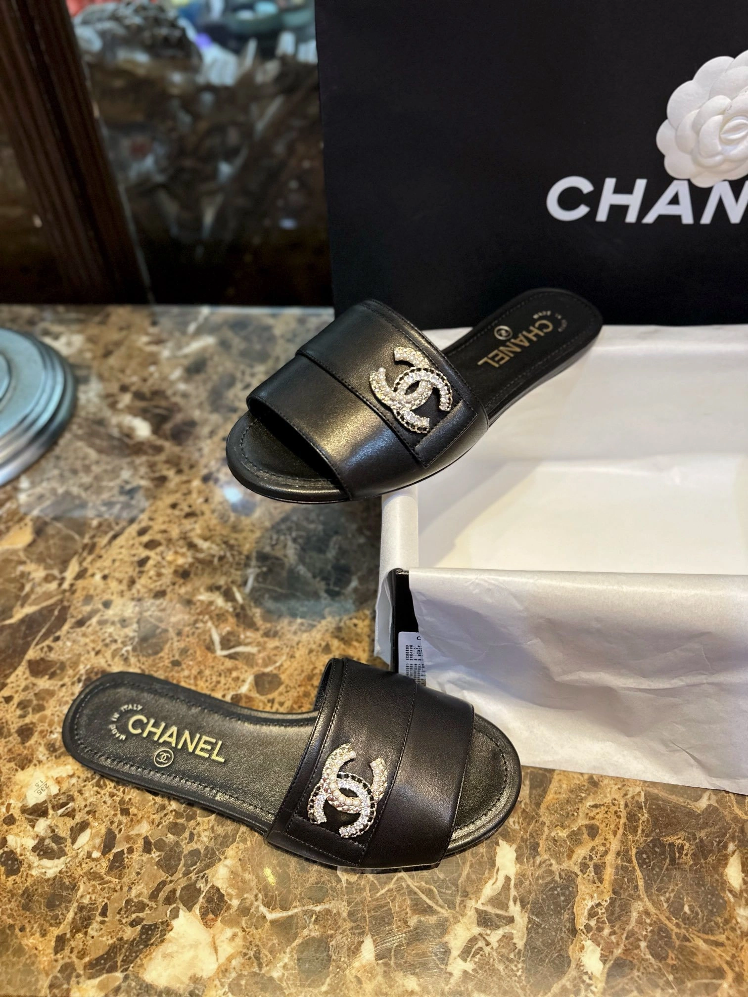 coco-- item:C-X802F1813Y