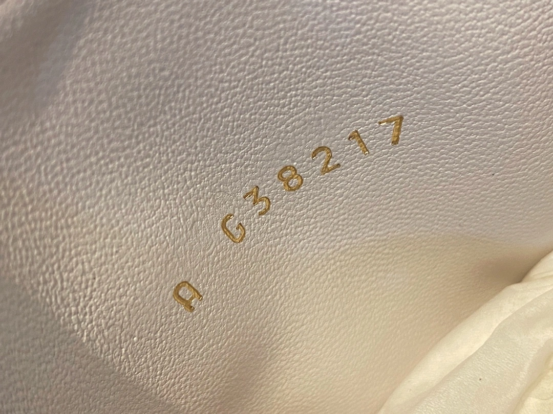 coco-- item:C-X802H3129Y