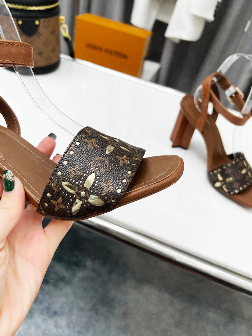 coco--1A9QCH Heel height8cm cowhide SILHOUETTE item:B-X158D2537L
