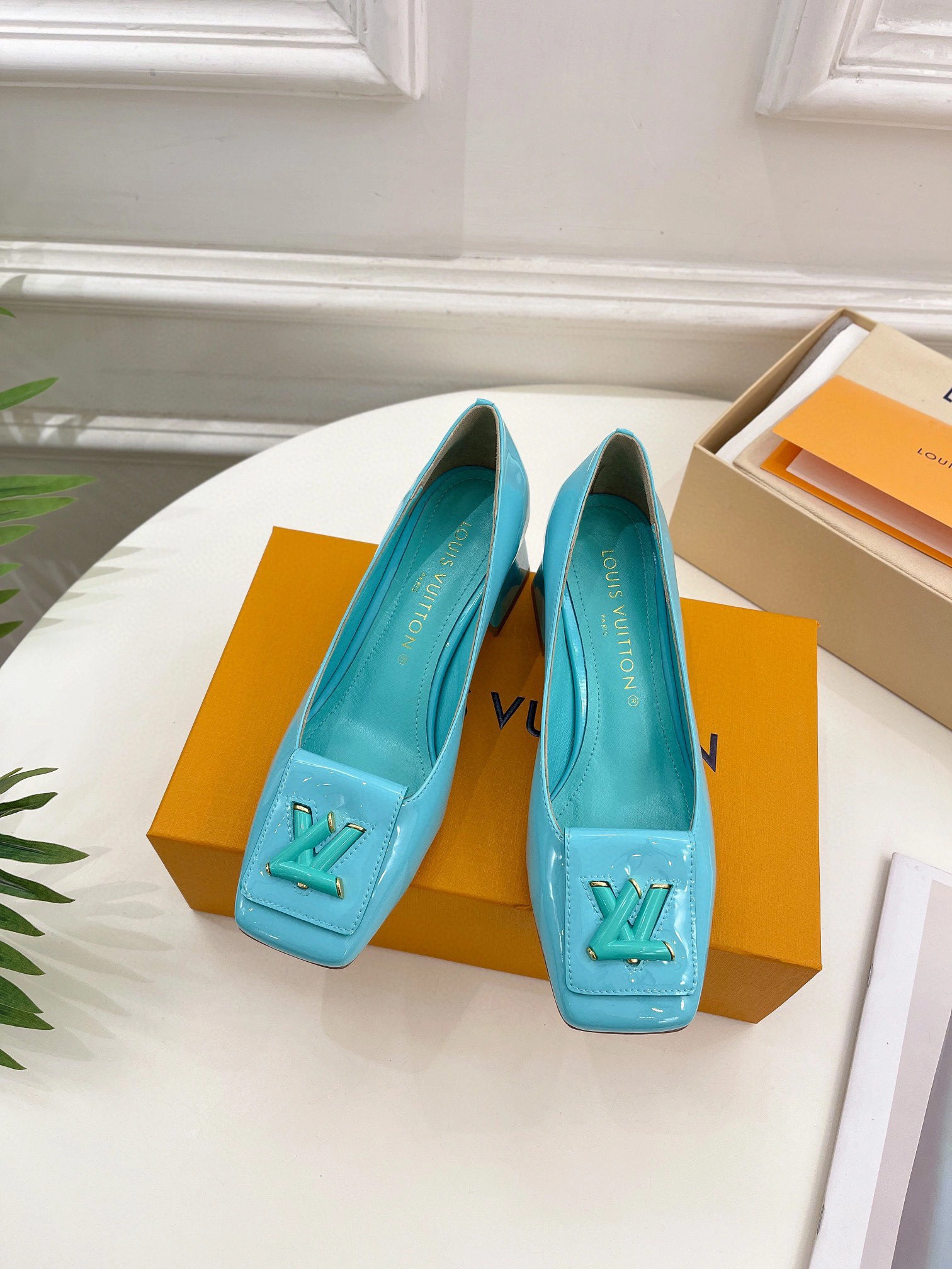 coco- 1AB0QQ 2colour item:C-X198B0112-2