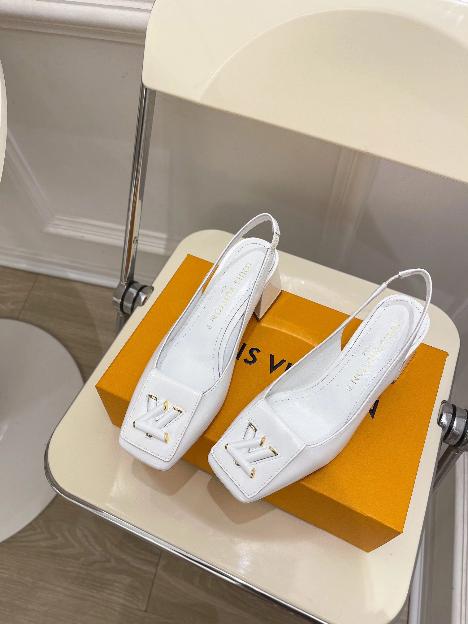 coco- 1AB0UP 2colour item:C-X198B0113-2