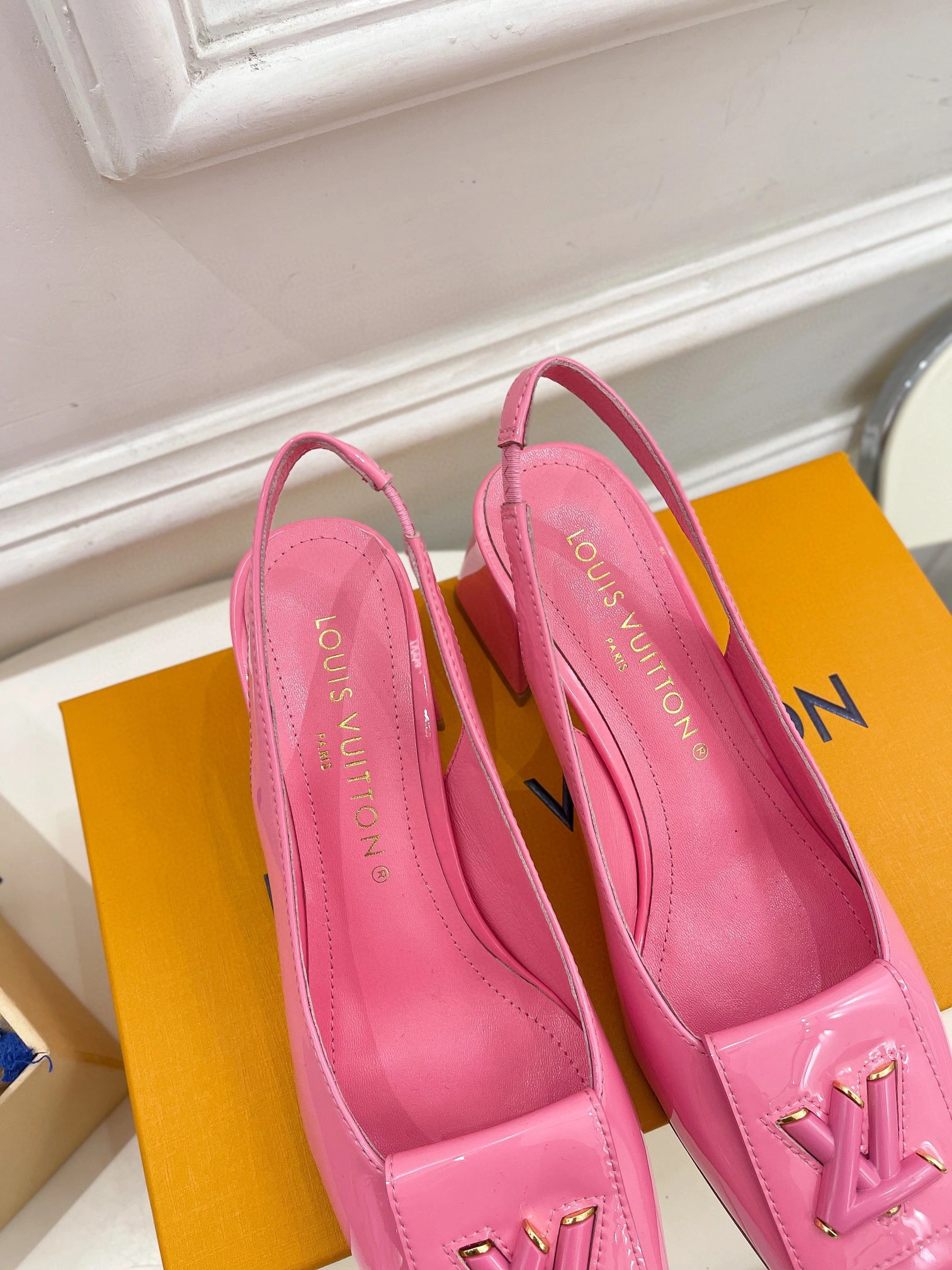 coco- 1AB0W5 2colour item:C-X198B0114-2