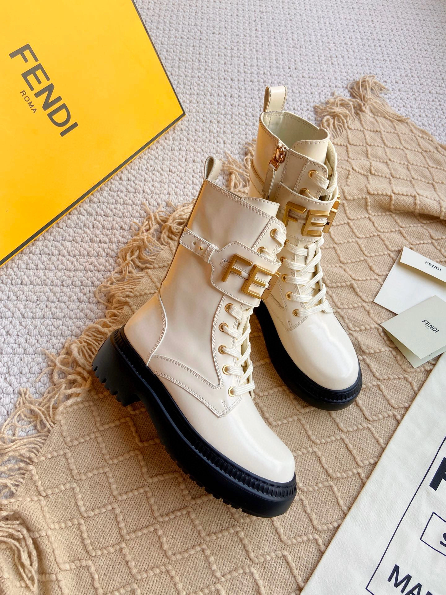 coco- 2022 item:B-X602J1837