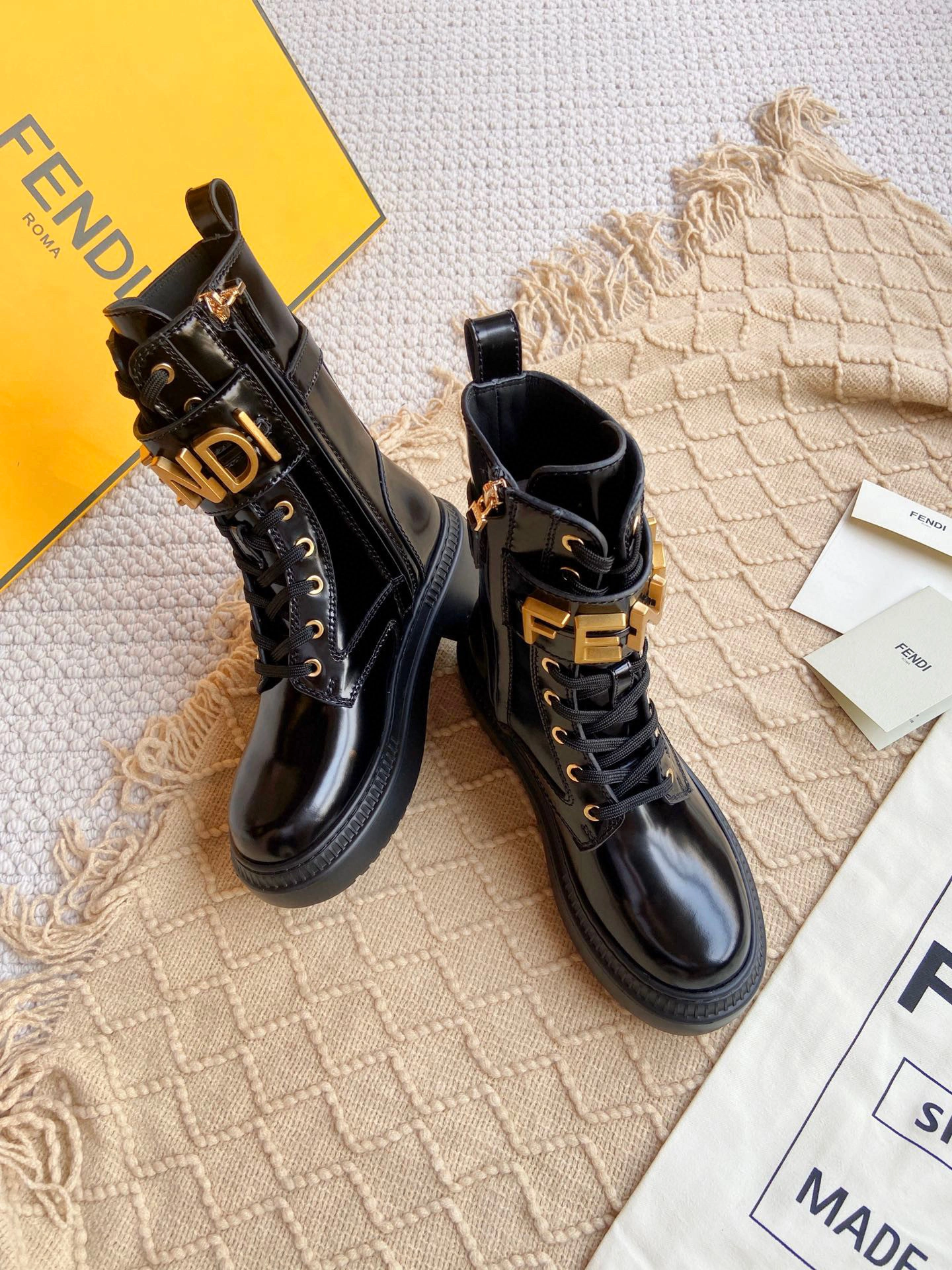 coco- 2022 item:B-X602J1838