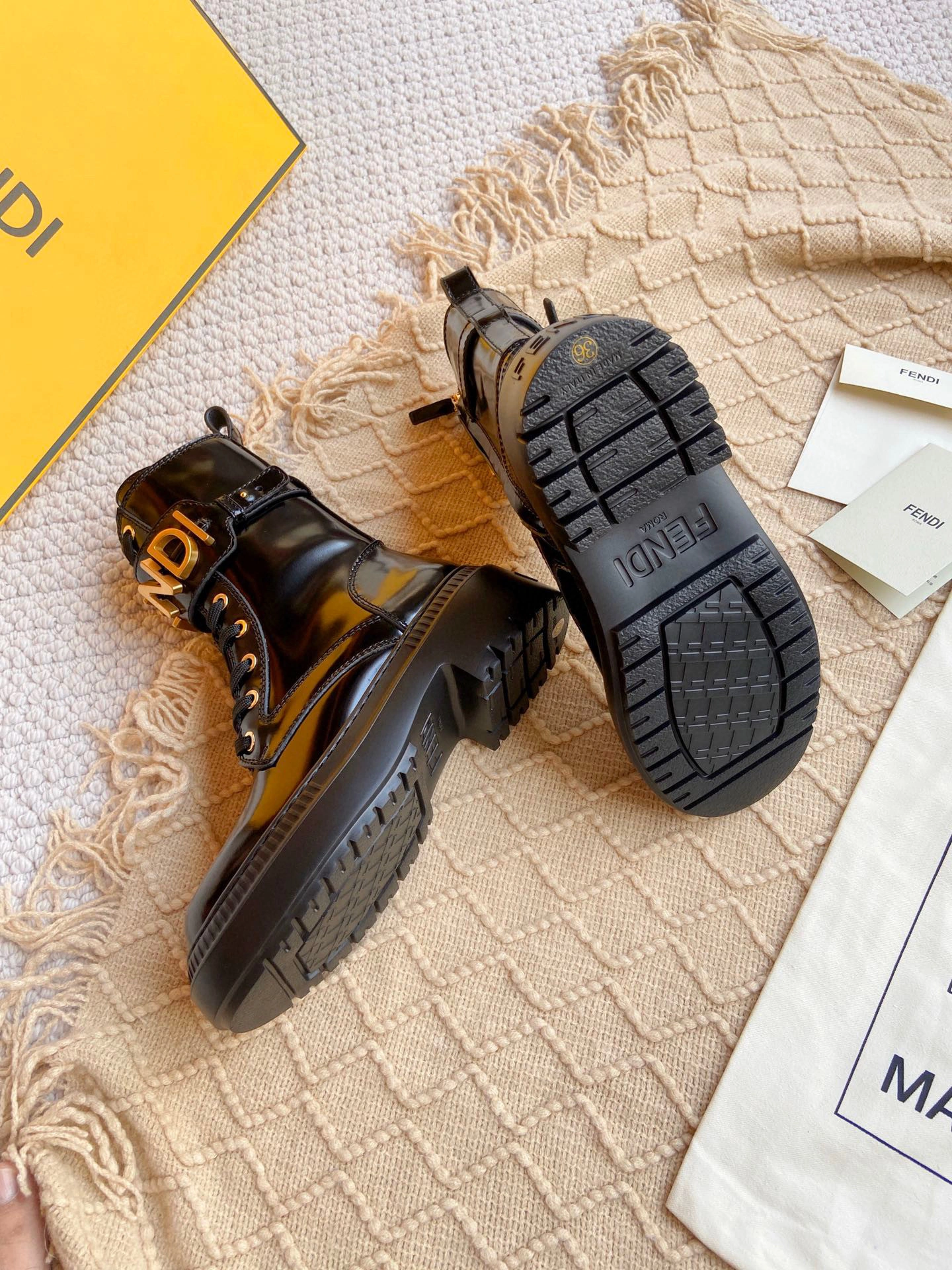 coco- 2022 item:B-X602J1838