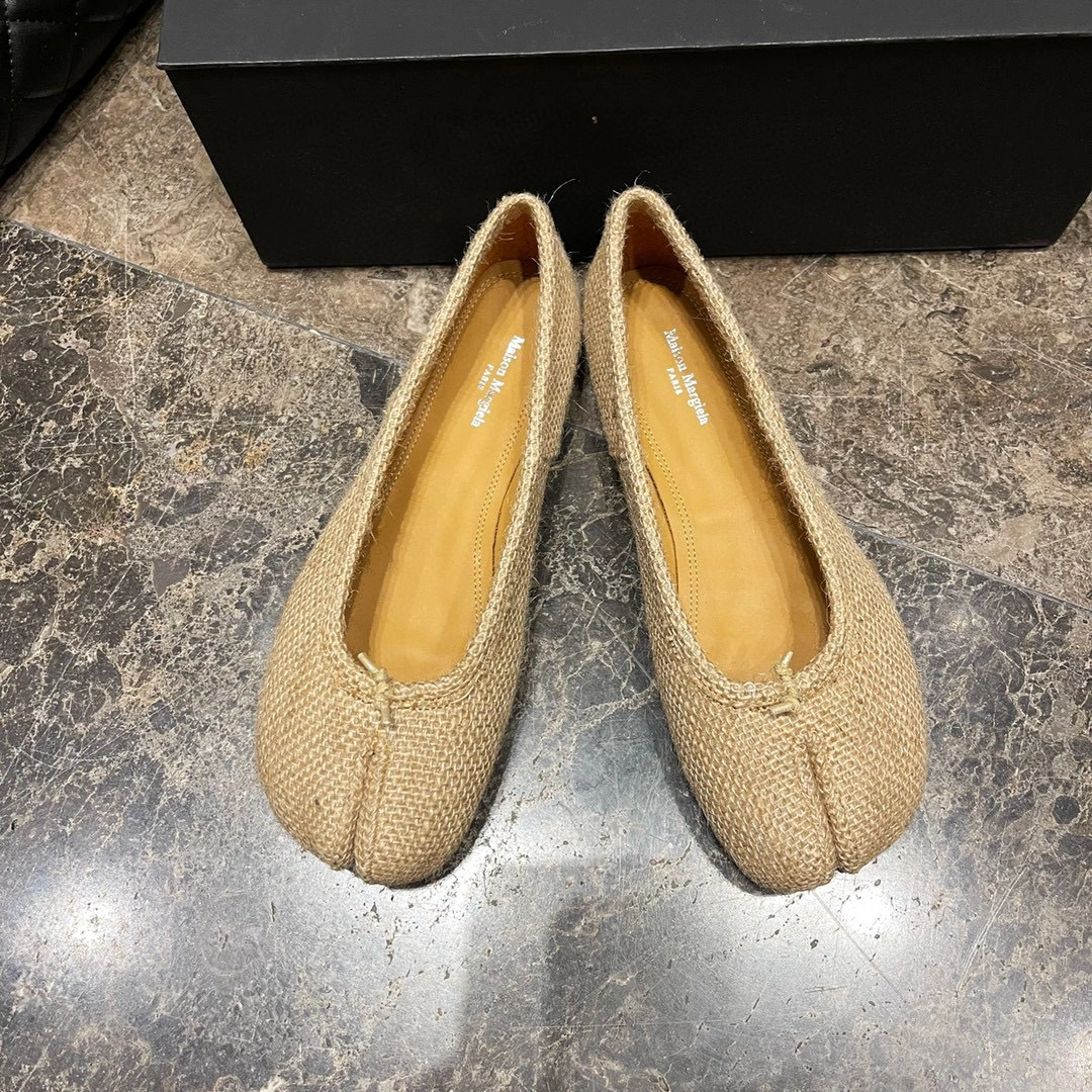 coco- 22 Flocking Sheepskin item:B-X158J2401