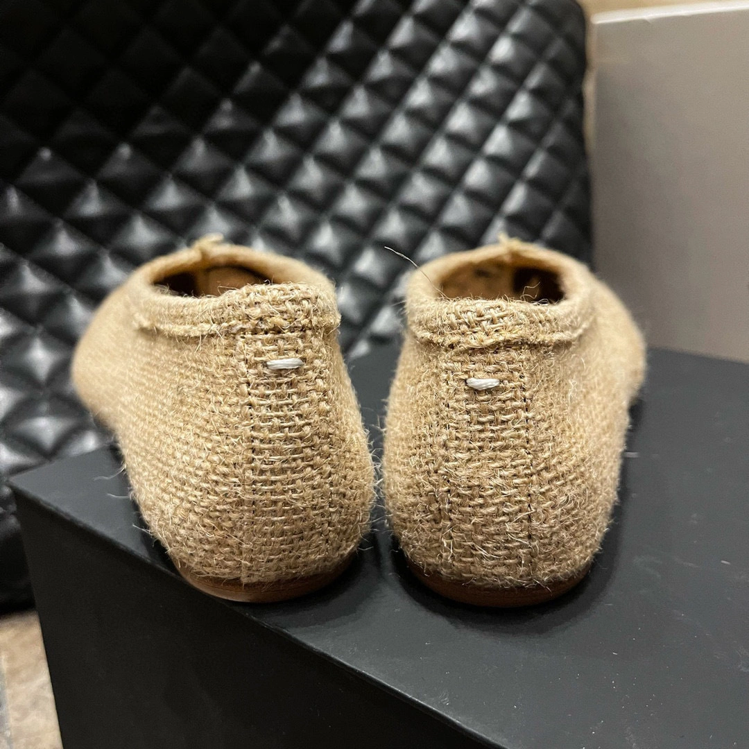 coco- 22 Flocking Sheepskin item:B-X158J2401