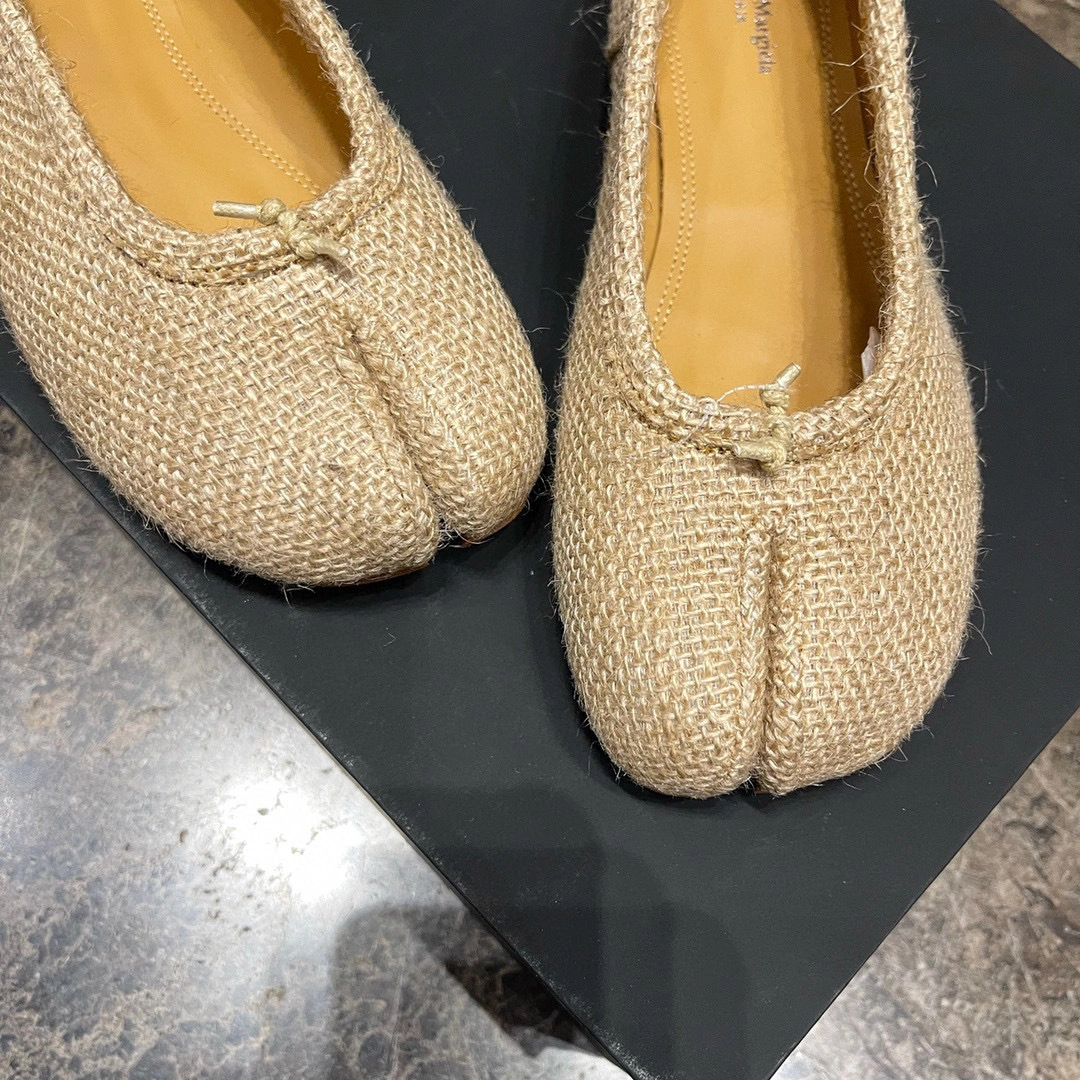 coco- 22 Flocking Sheepskin item:B-X158J2401