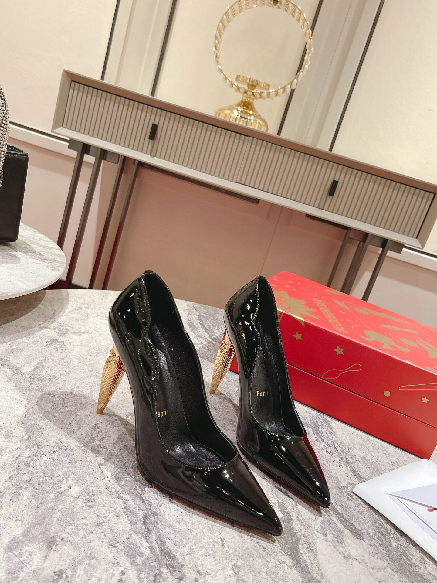 coco- 3221157T151 item:C-X198B0139