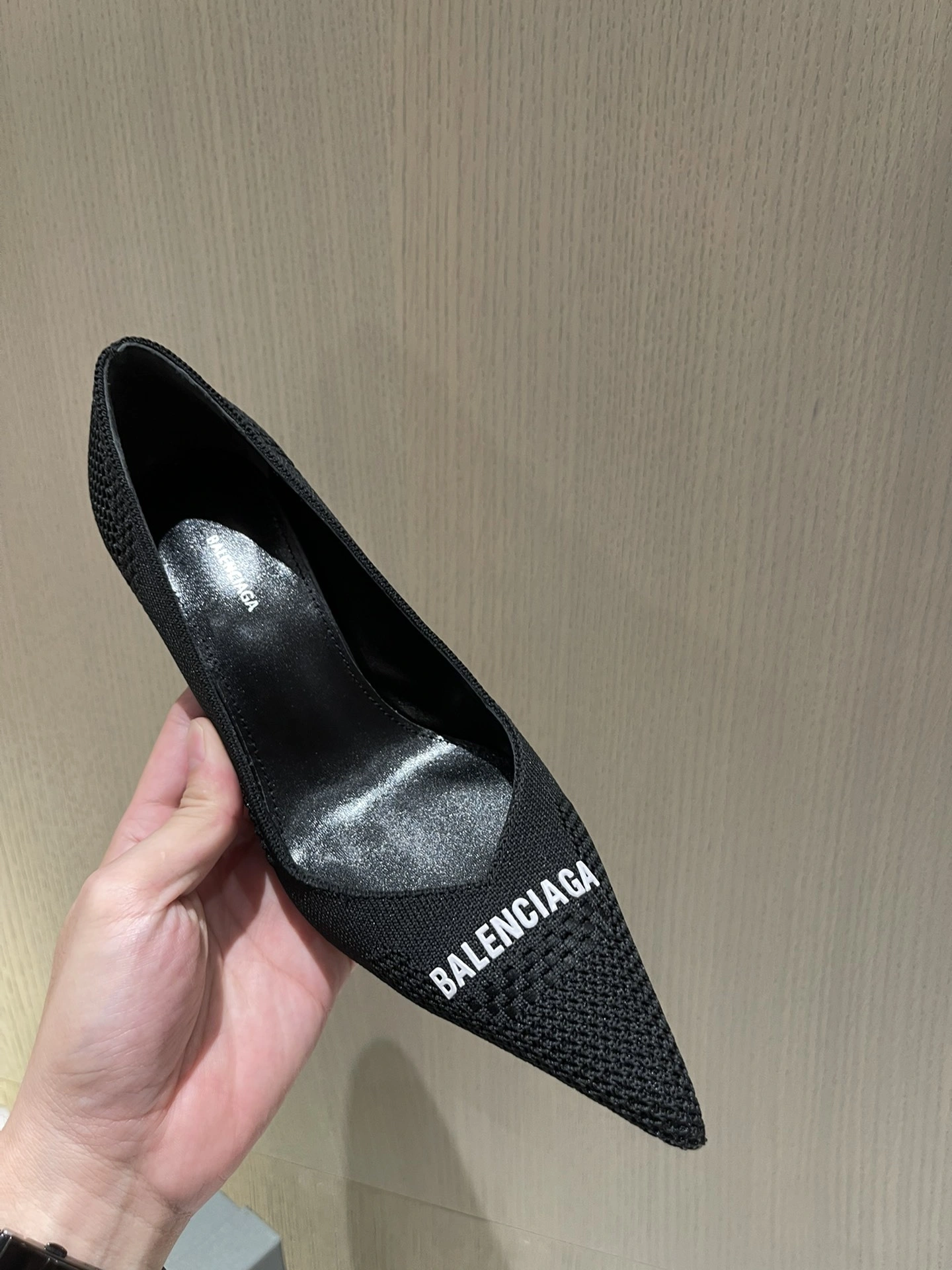 coco- 671123W2CW11090 item:C-X003I2702Y