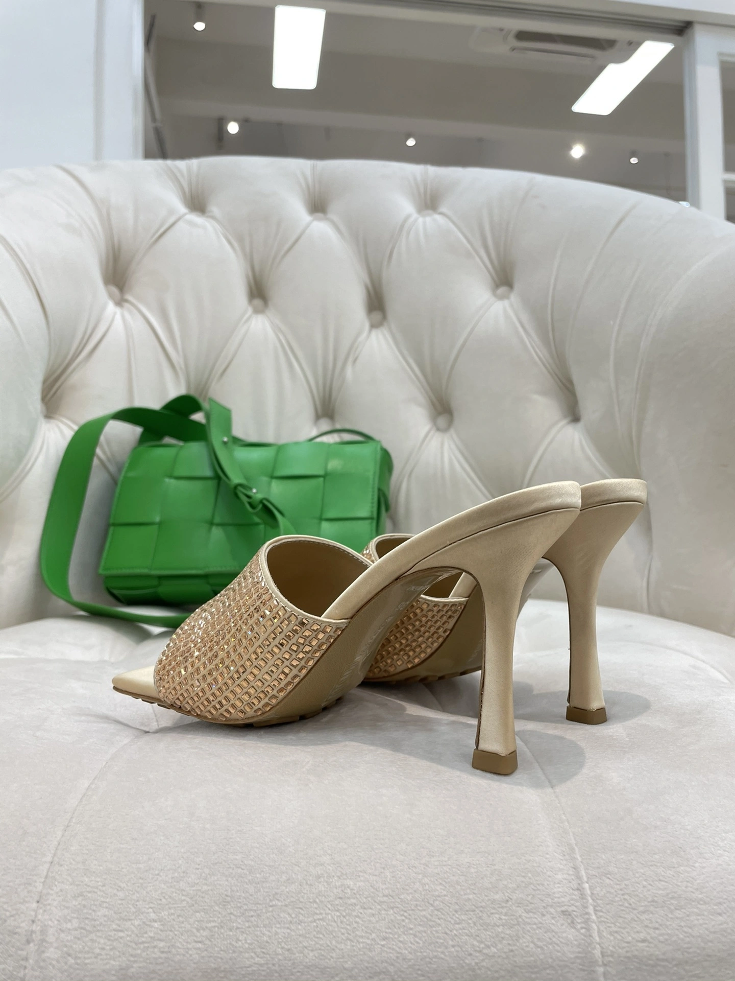 coco- 709028V24J12624 item:C-X198D0675