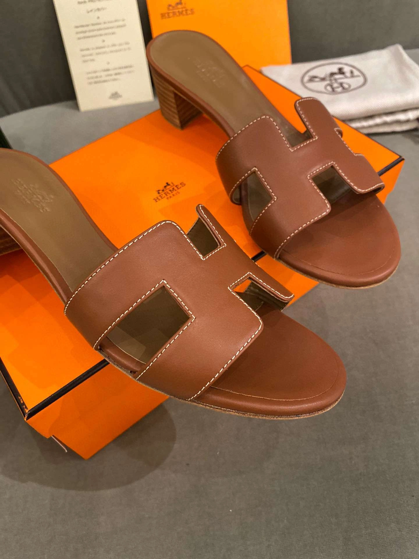 &coco- Calfskin genuine leather 3Colour item : 03X33E0325-3