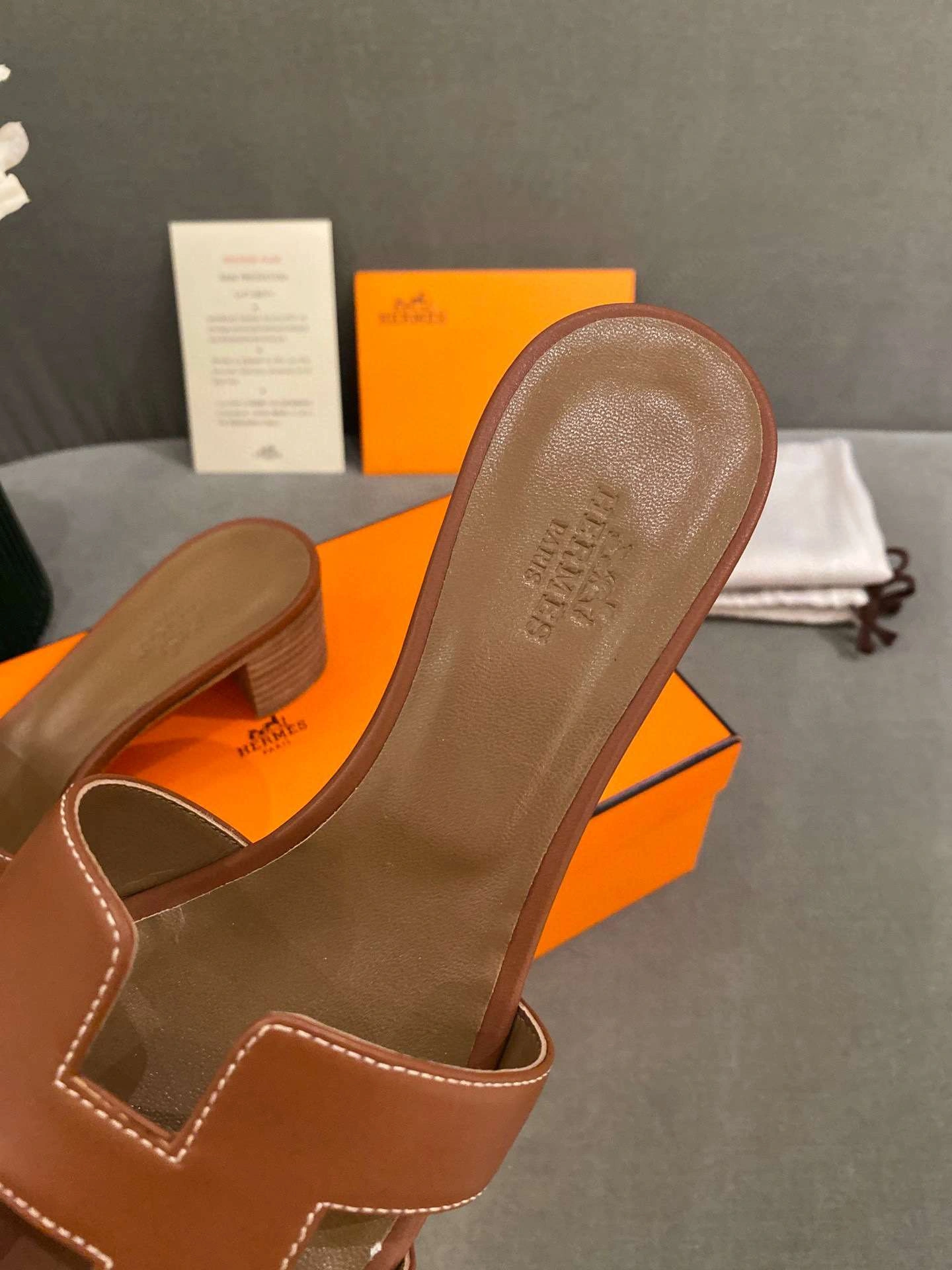 &coco- Calfskin genuine leather 3Colour item : 03X33E0325-3