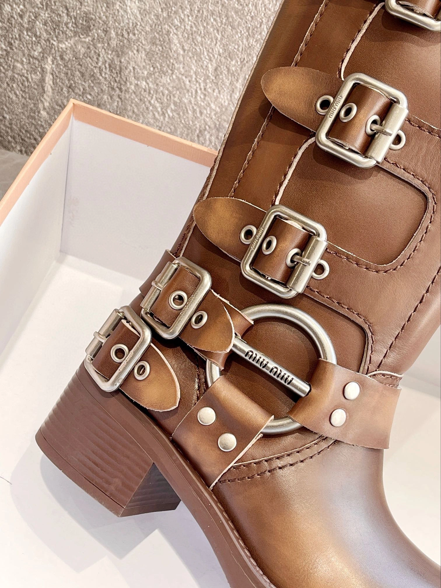 coco- Calfskin item:B-X198J1912