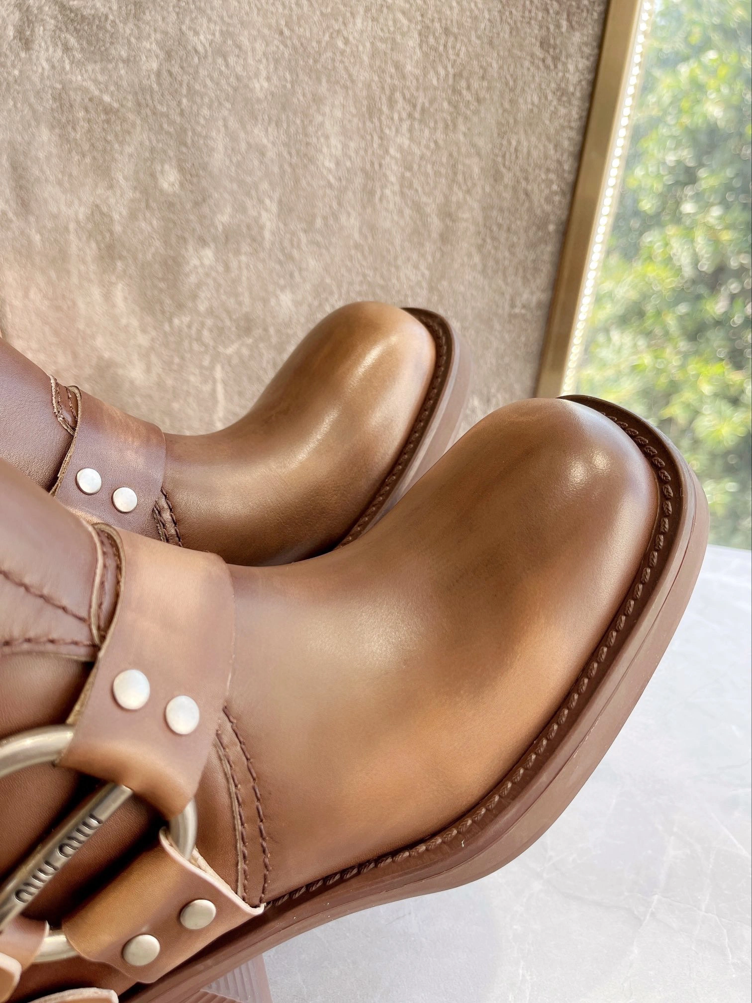coco- Calfskin item:B-X198J1912