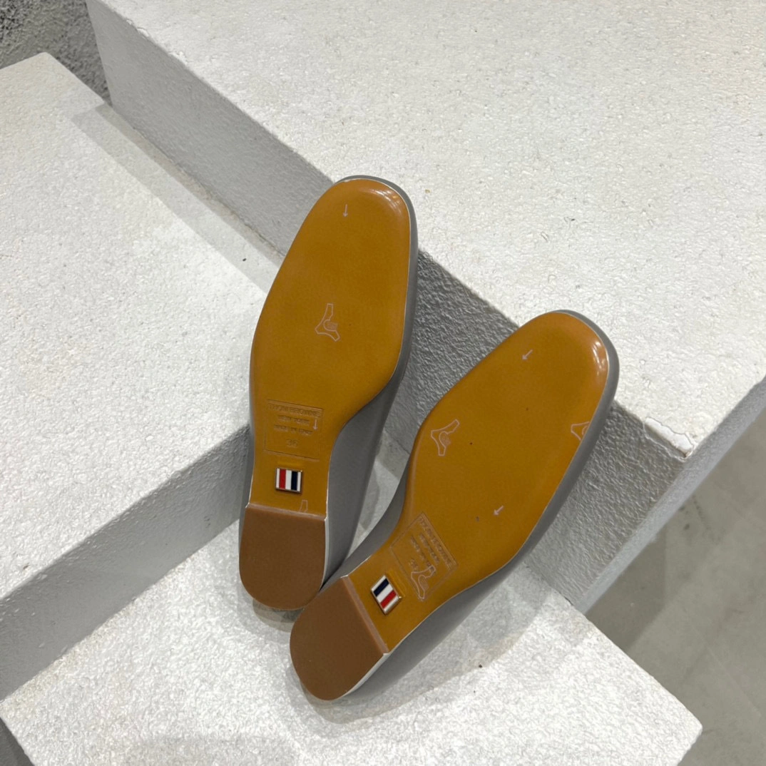 coco- FFF105B062570352022 Calfskin item:B-X158J2302