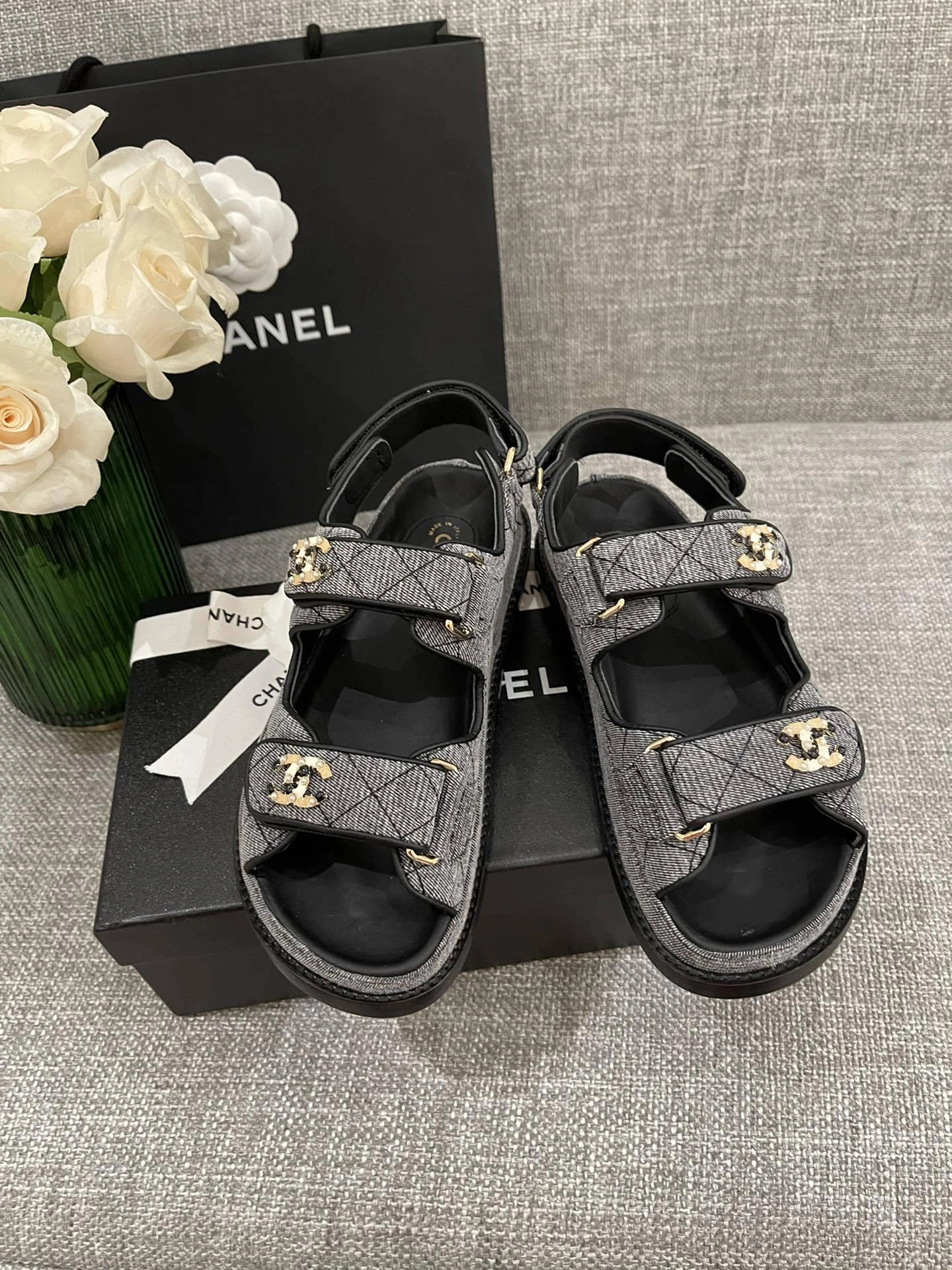 coco- G35927 X56243 0L121 item:C-X003F2165Y