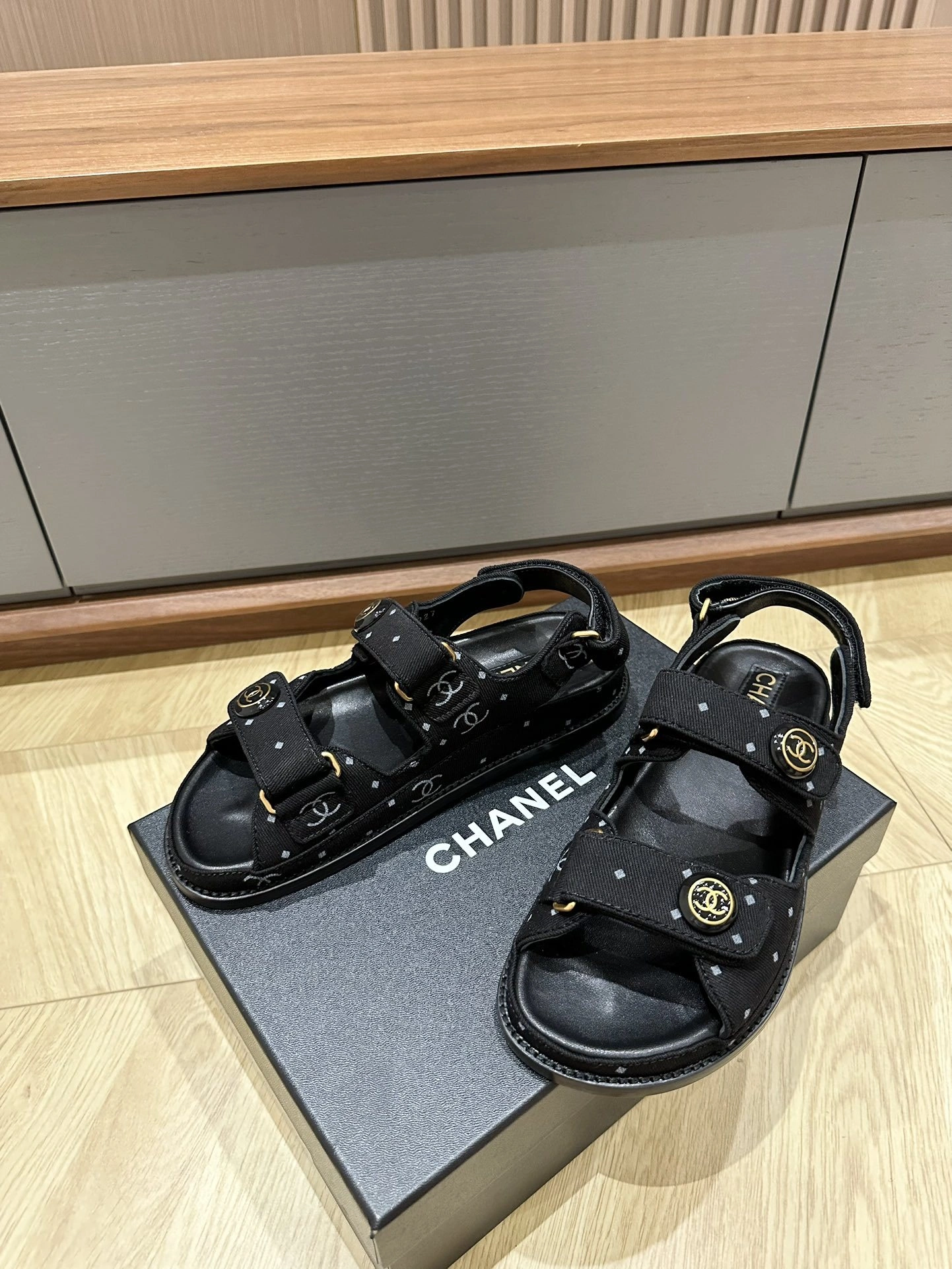 coco- G35927 X56946 0S942 item:C-X003F2119Y