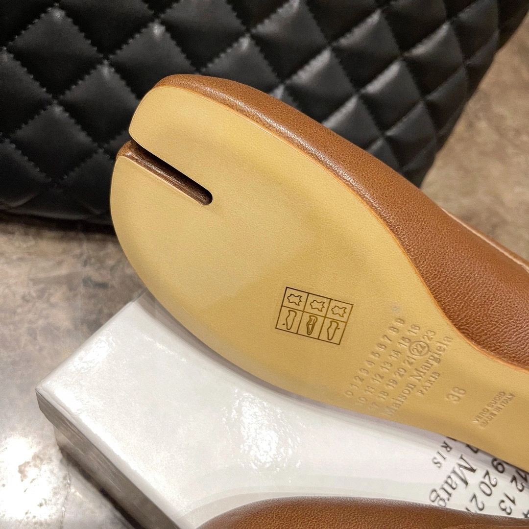 coco- S58WZ0042PR516T2157 22 Flocking Sheepskin item:B-X158J2301