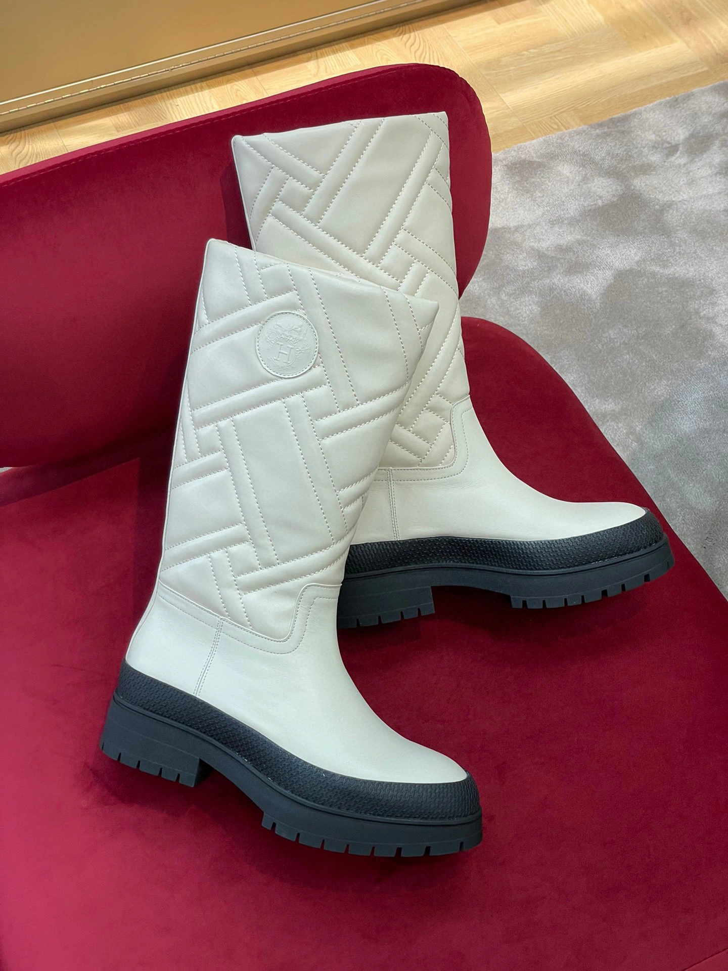 coco- fw22 new arrival 2022 FUJI item:B-X158J2314