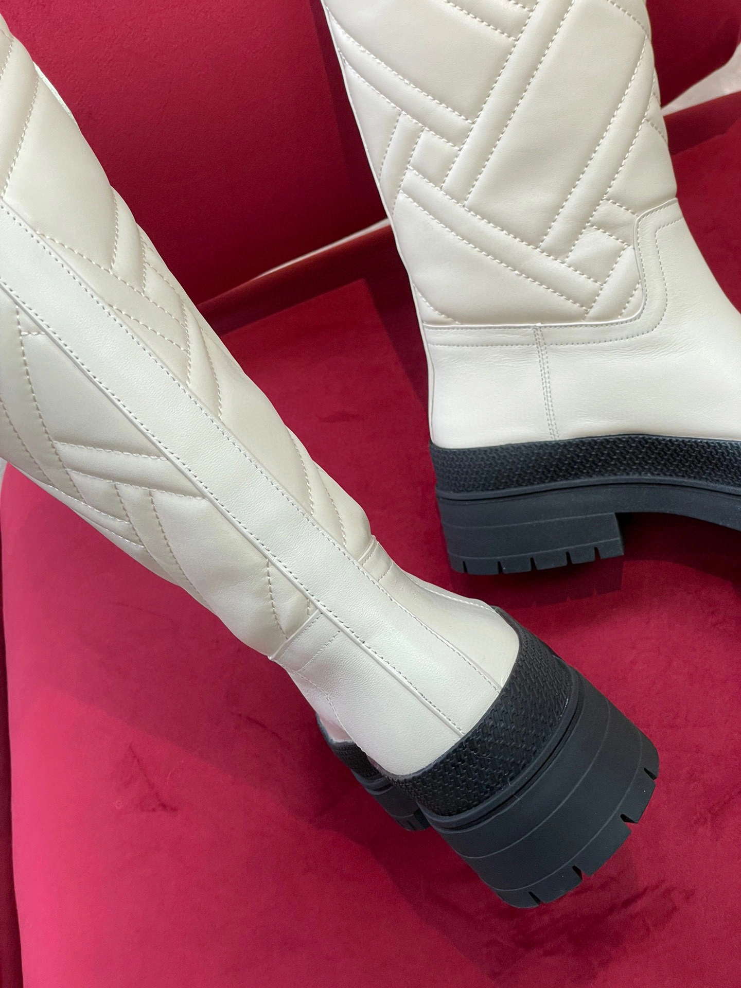 coco- fw22 new arrival 2022 FUJI item:B-X158J2314