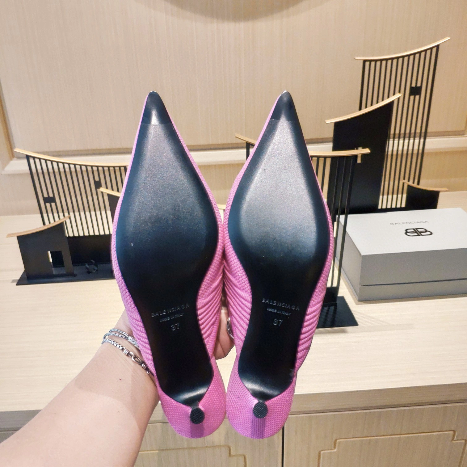 &coco- heel height 4cm 2Colour item:B-X028C0601-2