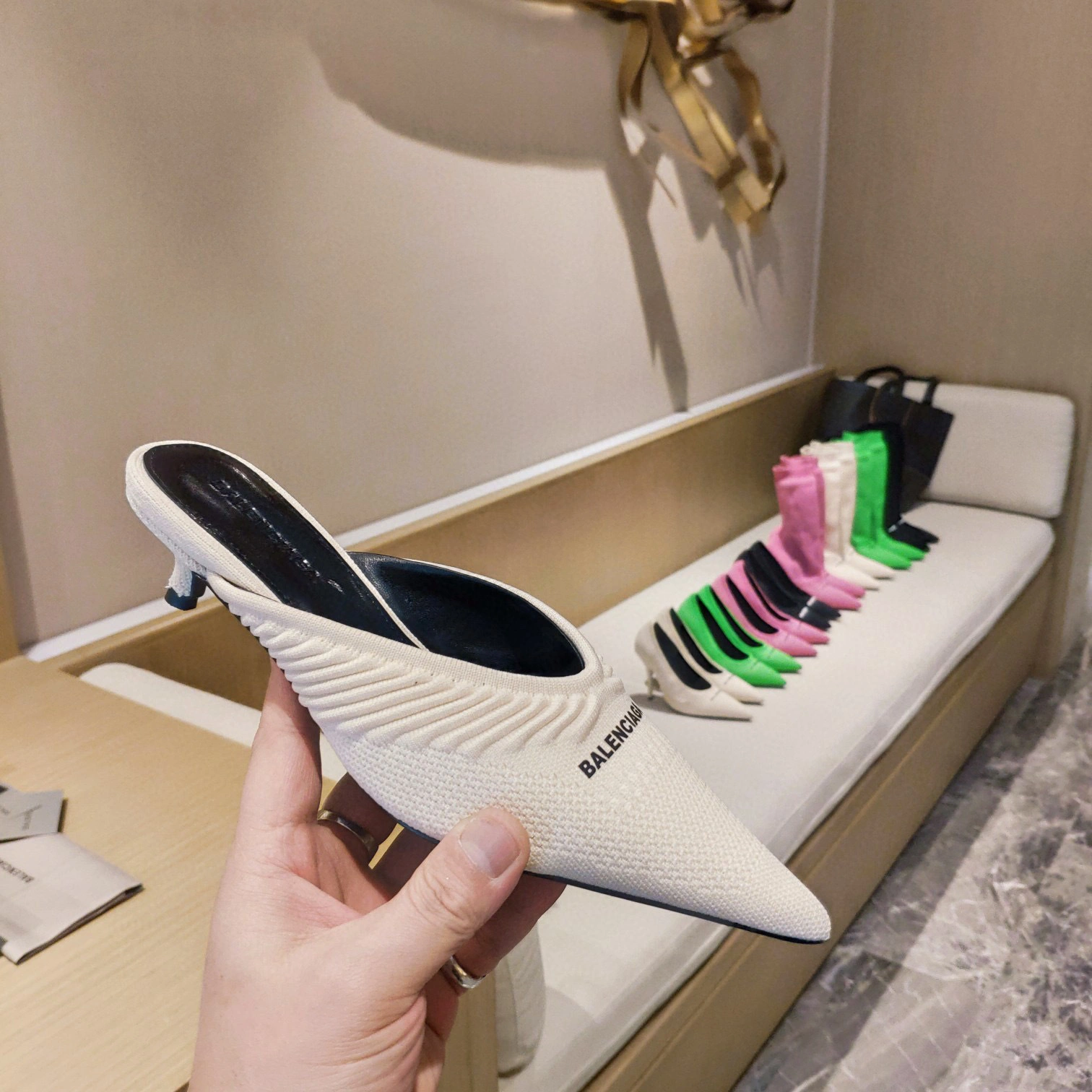 coco- heel height 4cm 2Colour item:B-X028C0602-2