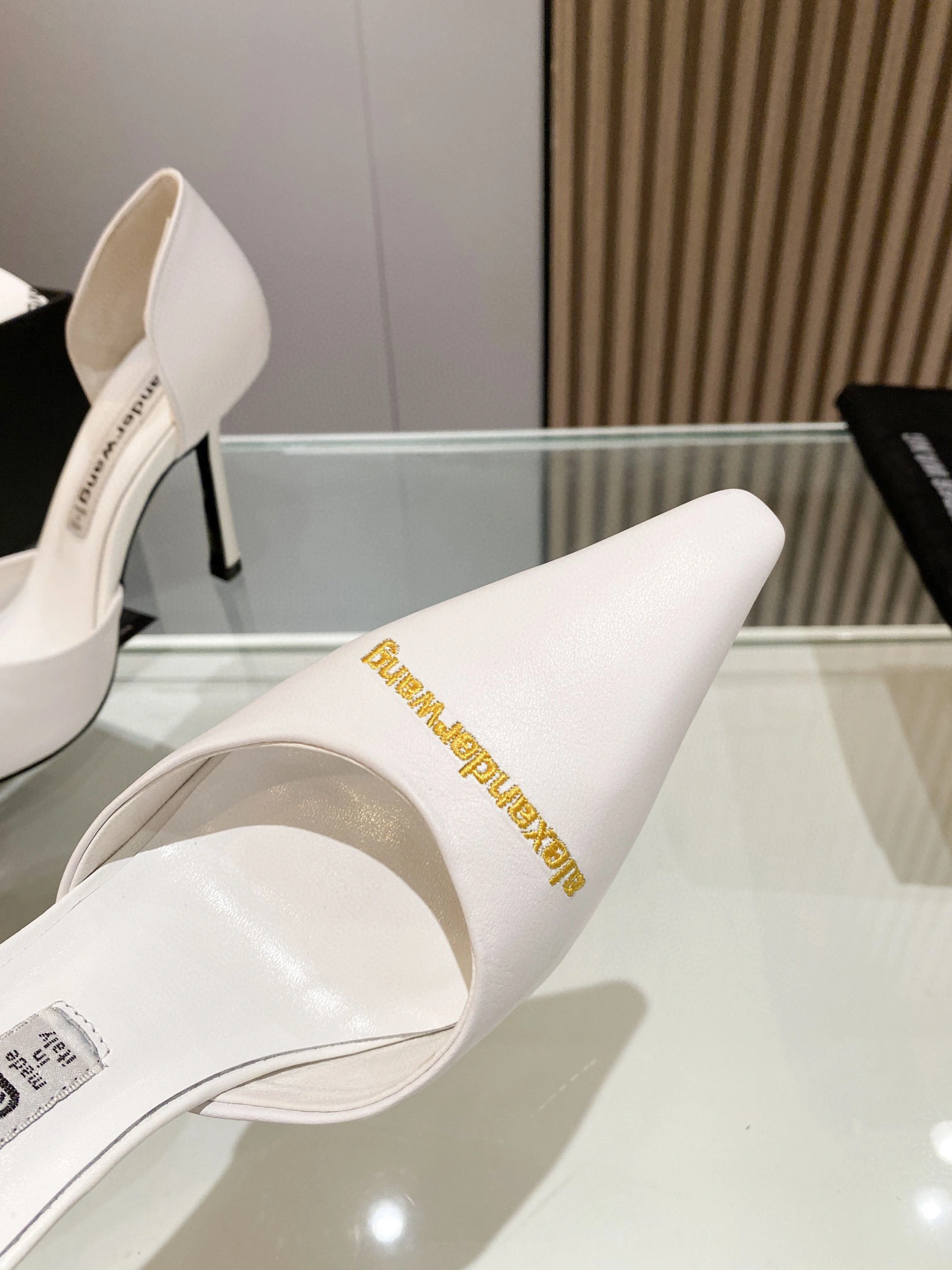 coco- heel height 9㎝，Calfskin item:B-X198J2021