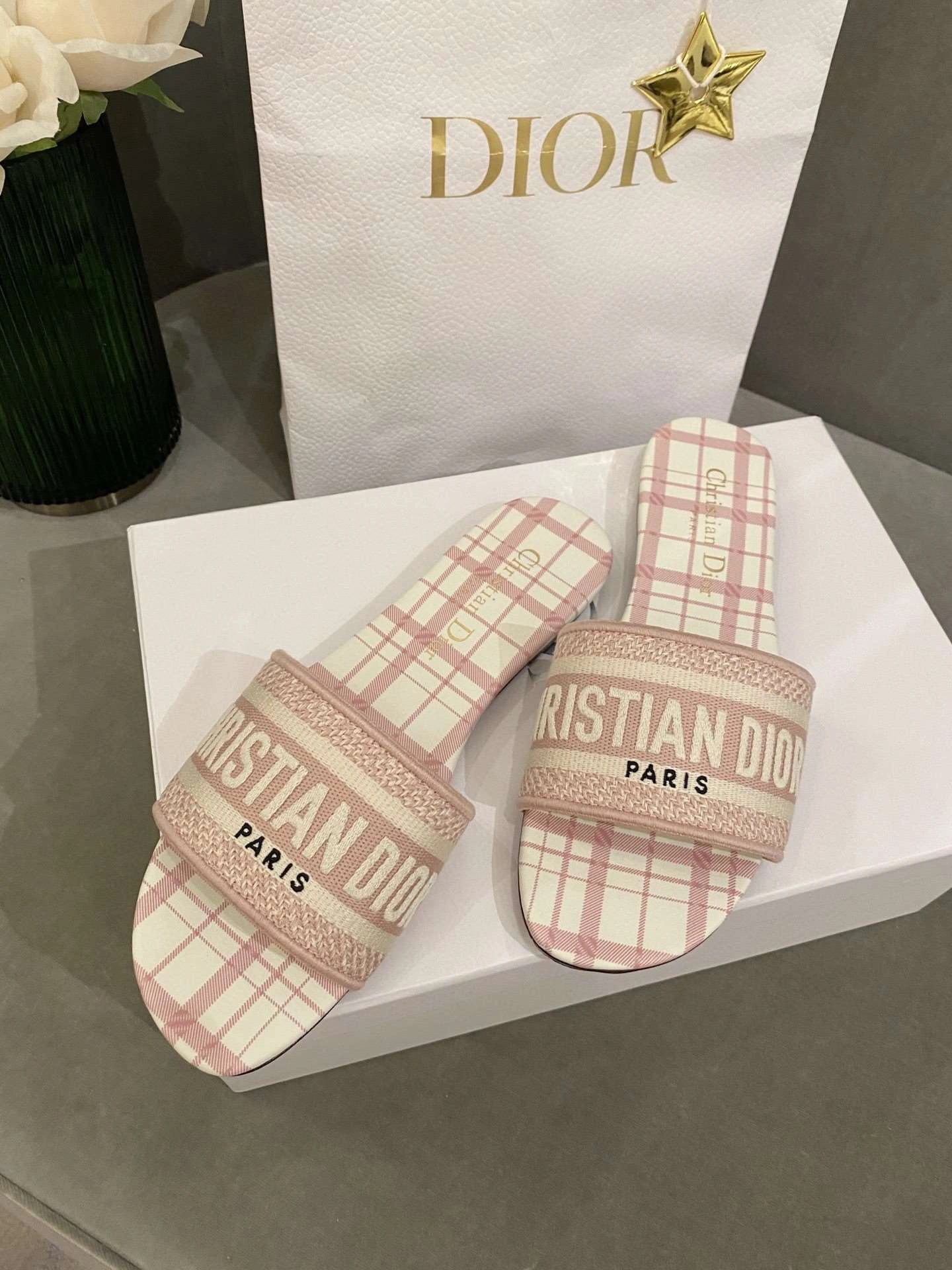 &coco- high quality version item：W03X30G2070