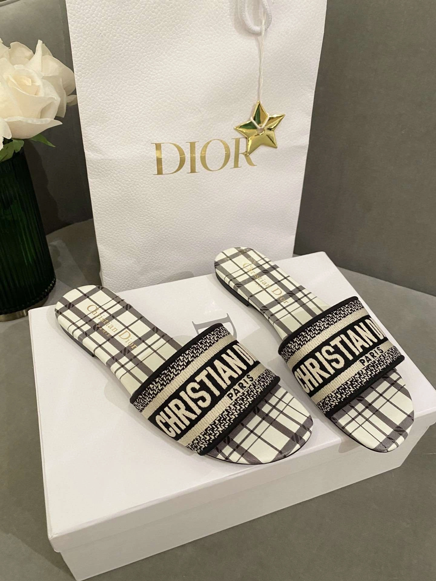 &coco- high quality version item：W03X30G2072