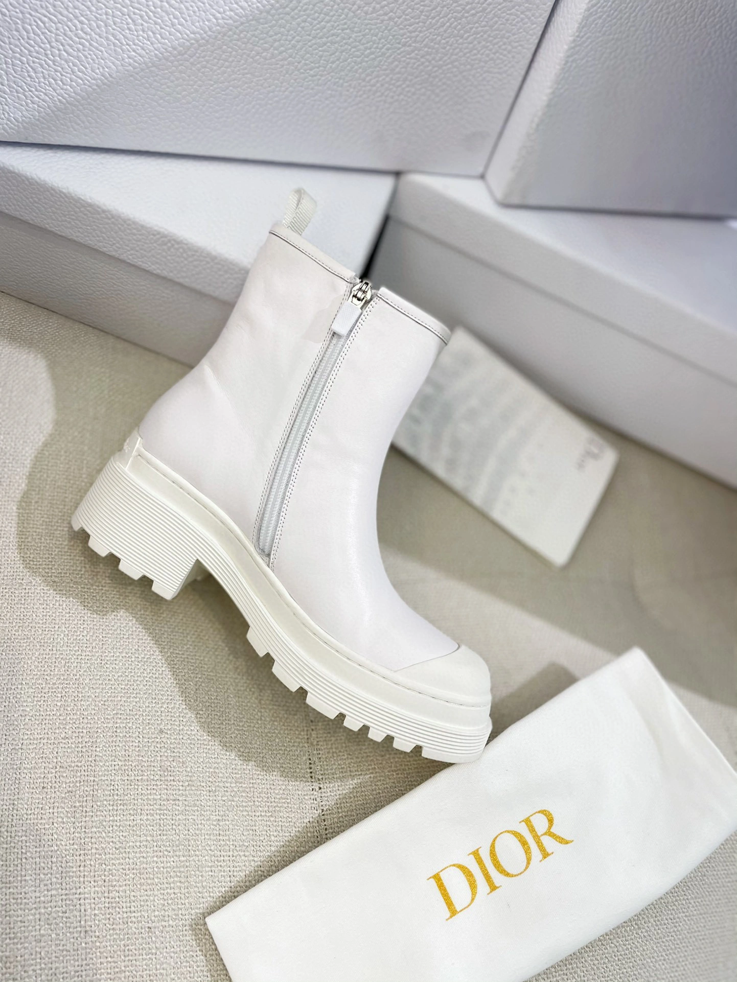 coco- item:B-X602J1842