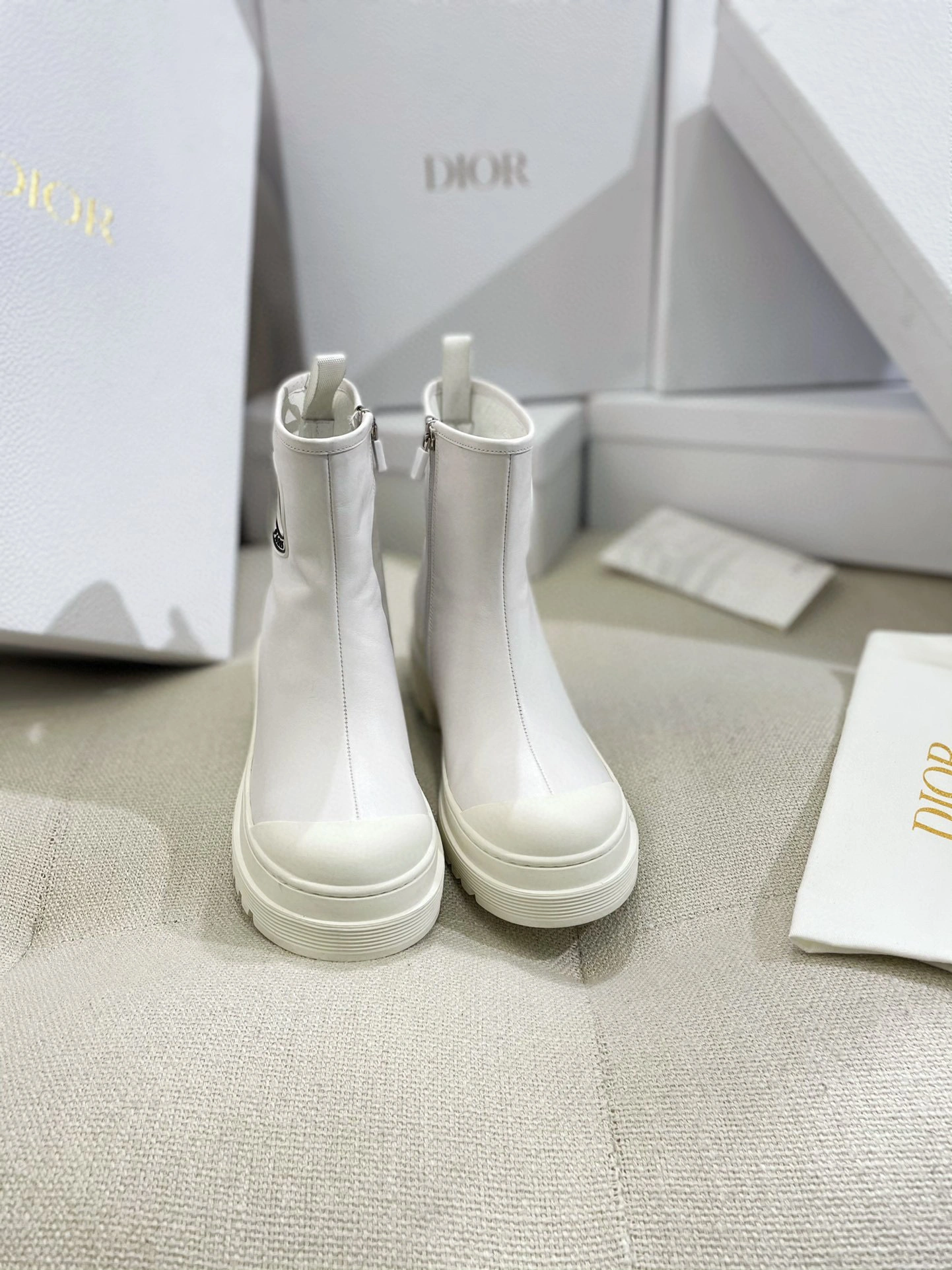 coco- item:B-X602J1842