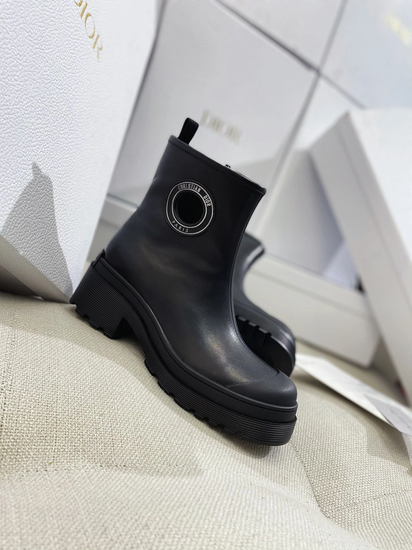 coco- item:B-X602J1843