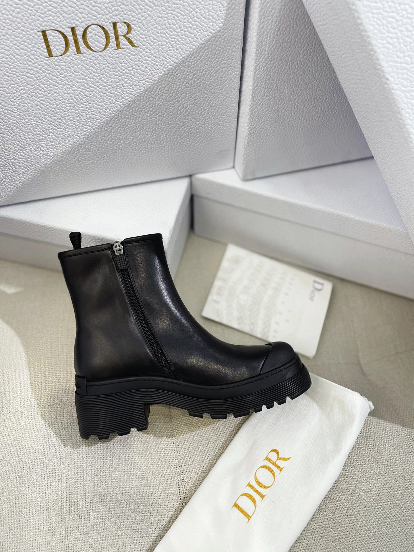 coco- item:B-X602J1843