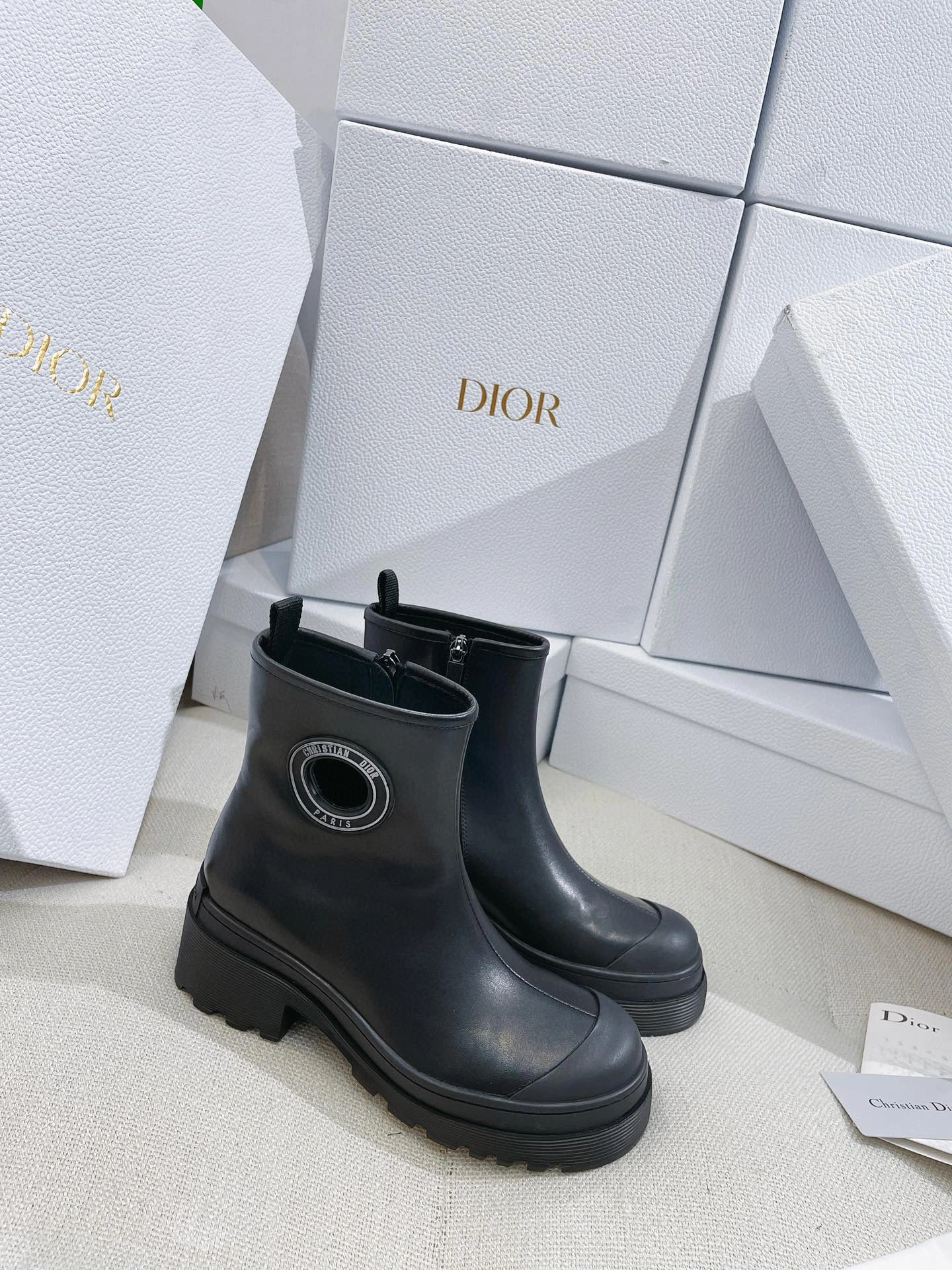 coco- item:B-X602J1843
