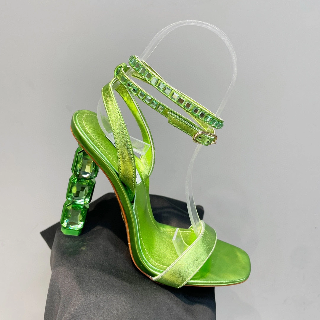 coco- item:C-X198B0103