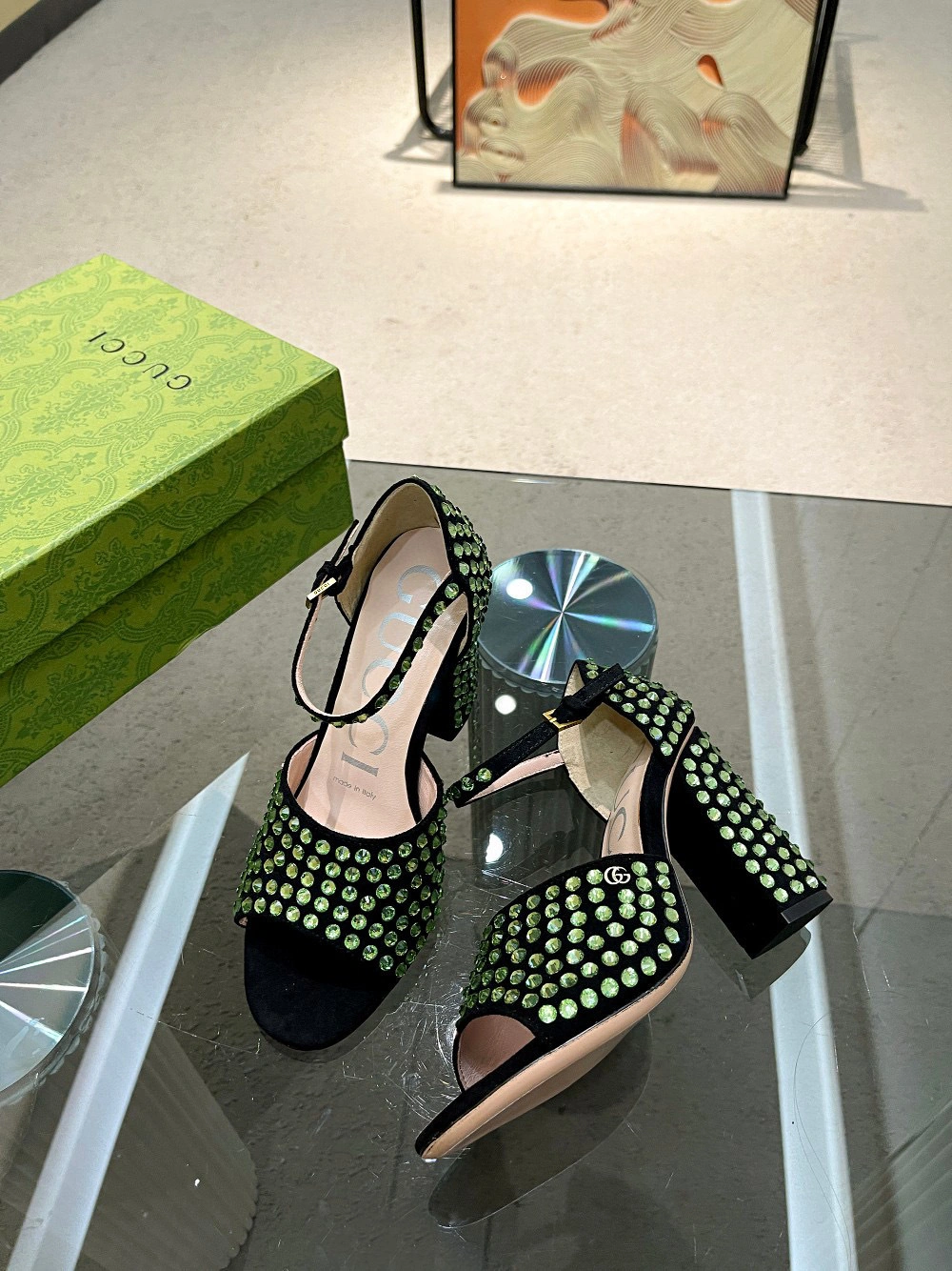 coco- item:C-X198B0105