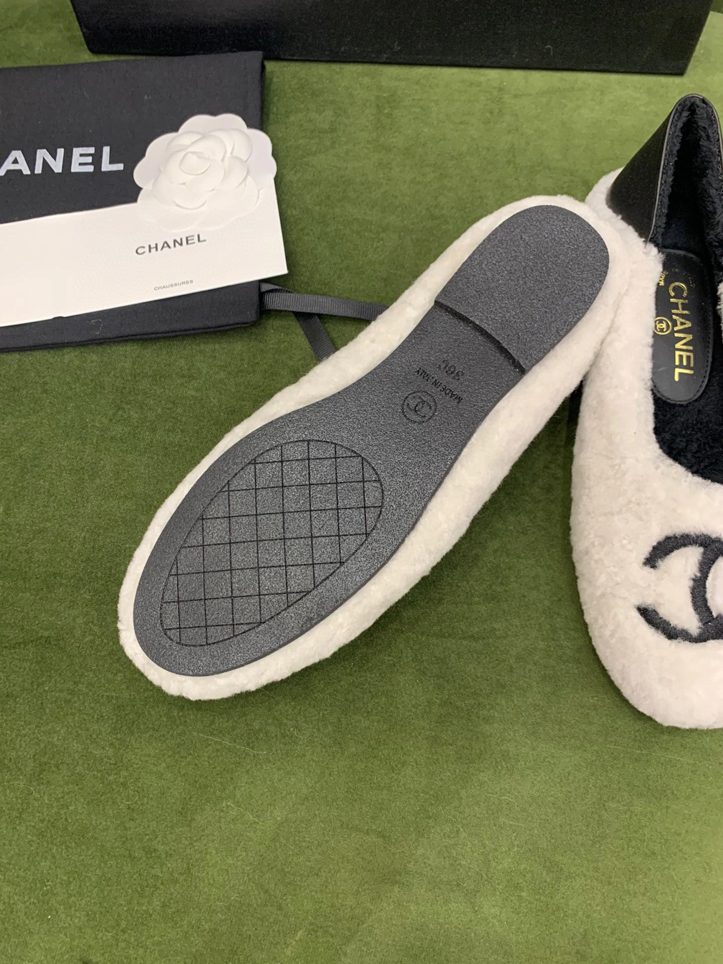 coco- wool 2colour item:B-X158J2507-2