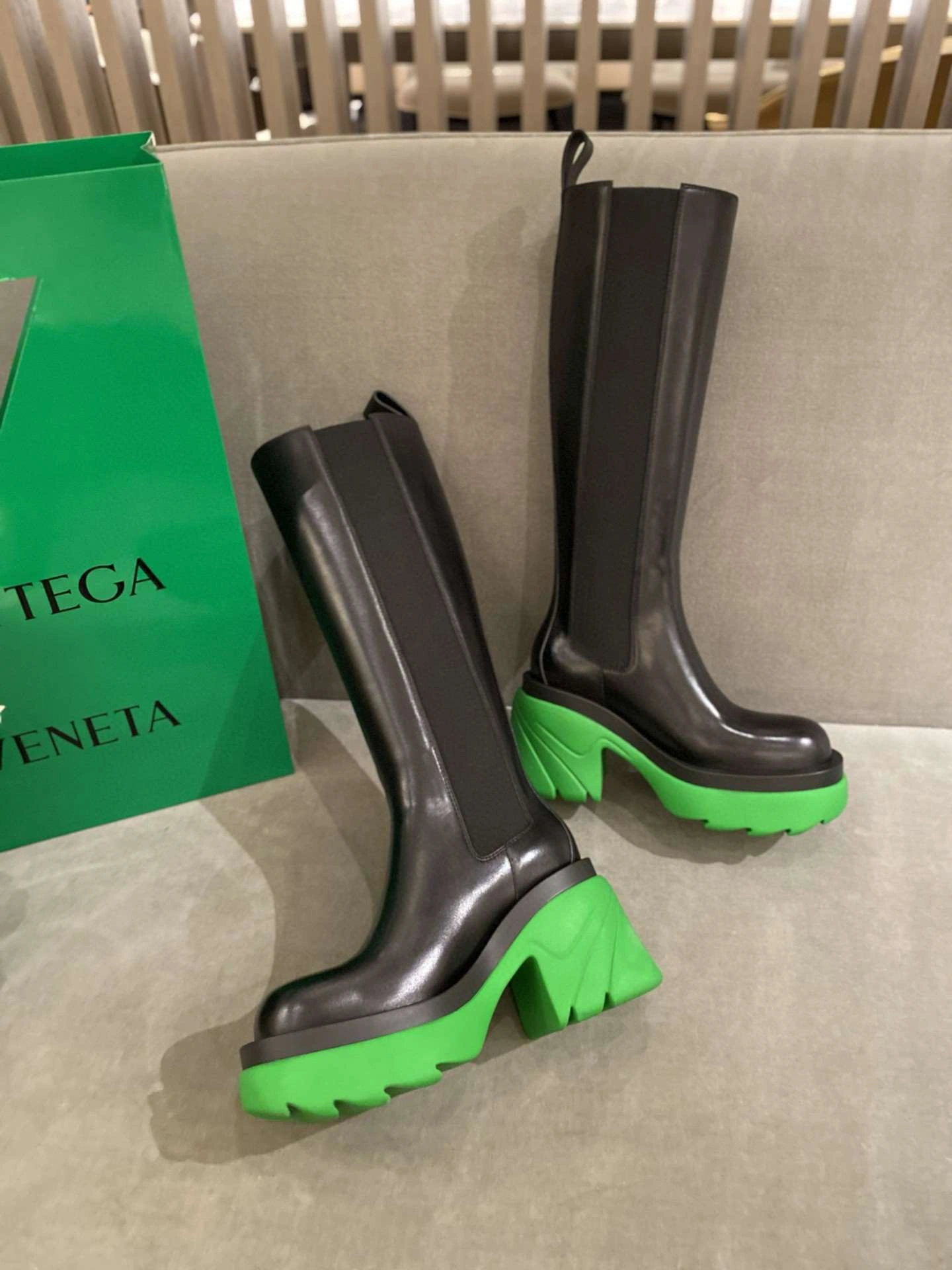 &coco-Bottega Veneta cowhide item：W03X58G2145