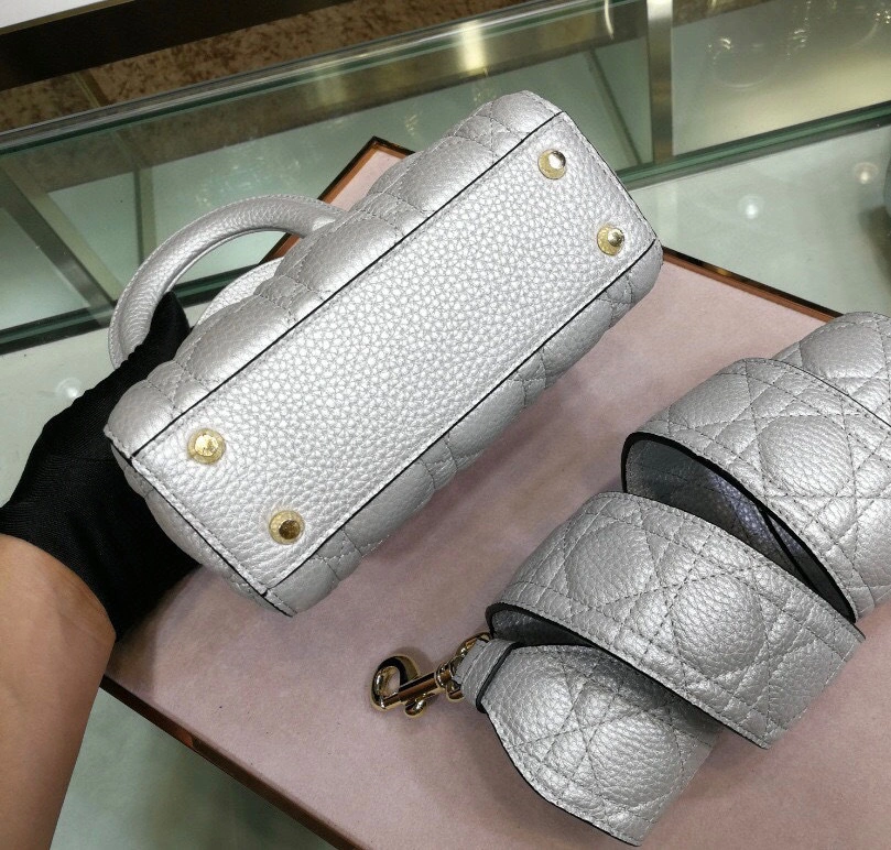 counters quality item : 046Y063B0000I0727