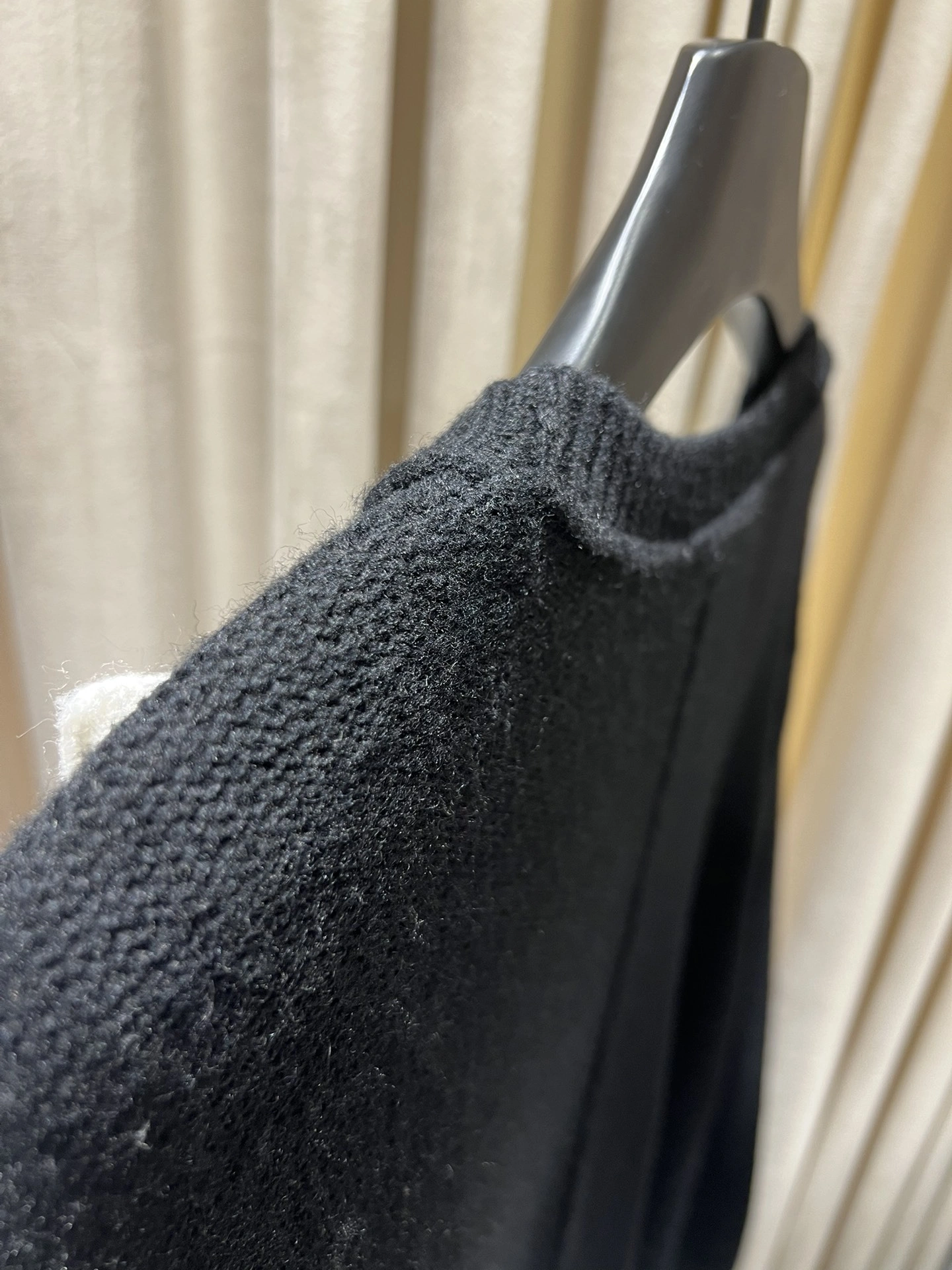 Victoria-- 3h1958 Black Knit Tunic with 3D Camellia Appliqués wool item:E-F140L2730H