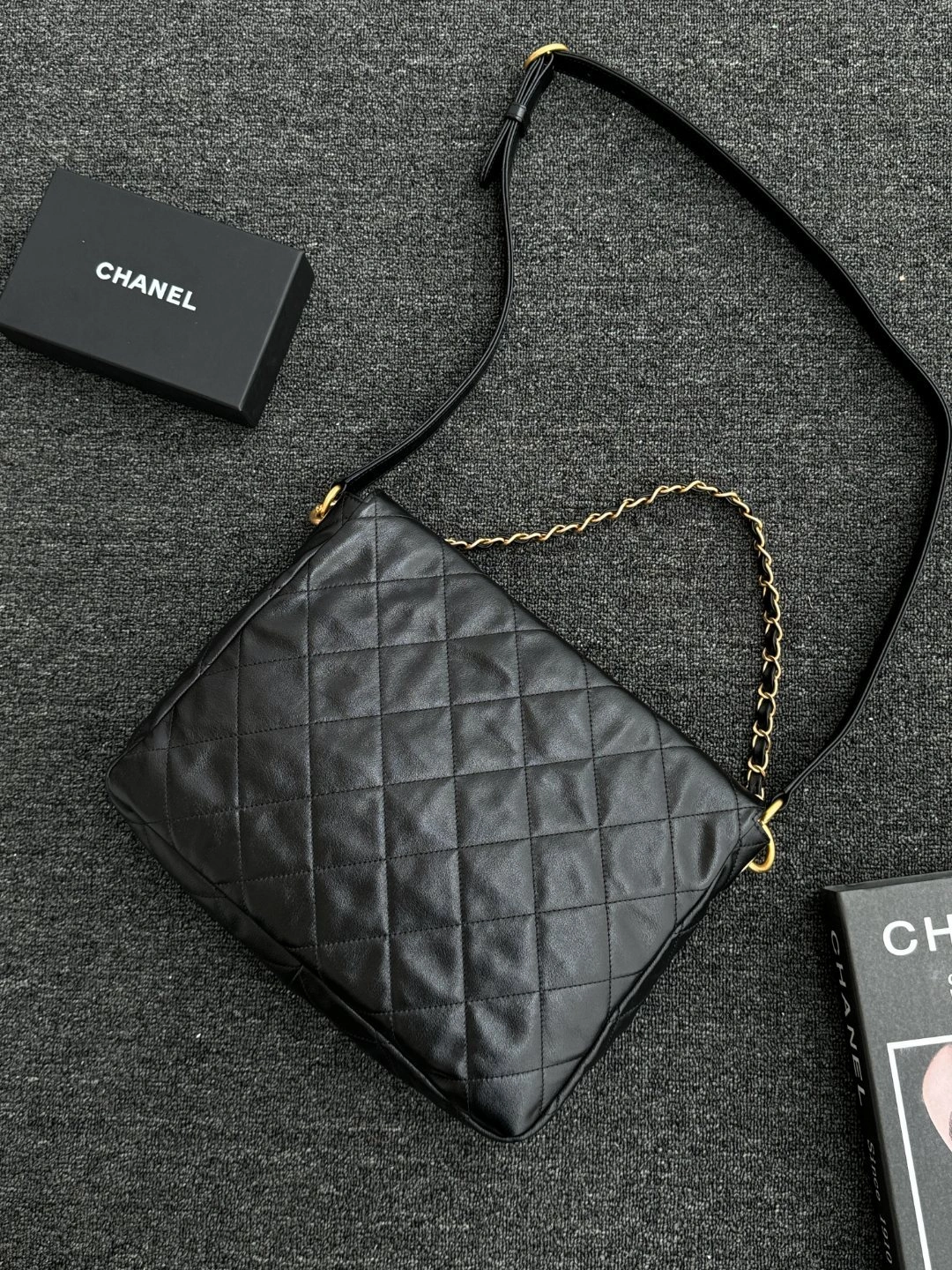 custombag-- 3h1958 AS4668-B15543-94305 item:D-B804E2824