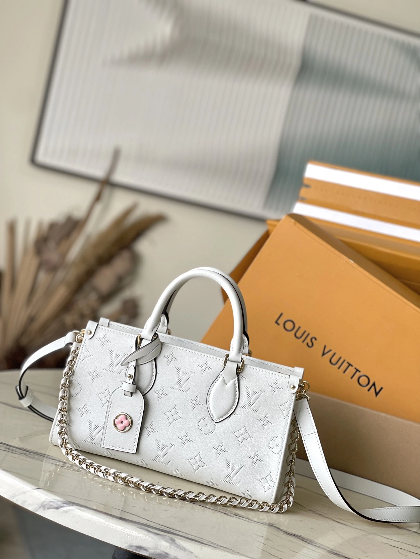 custombag-- 8V M11274 counters quality OnTheGo East West cowhide item:D-B574J0839