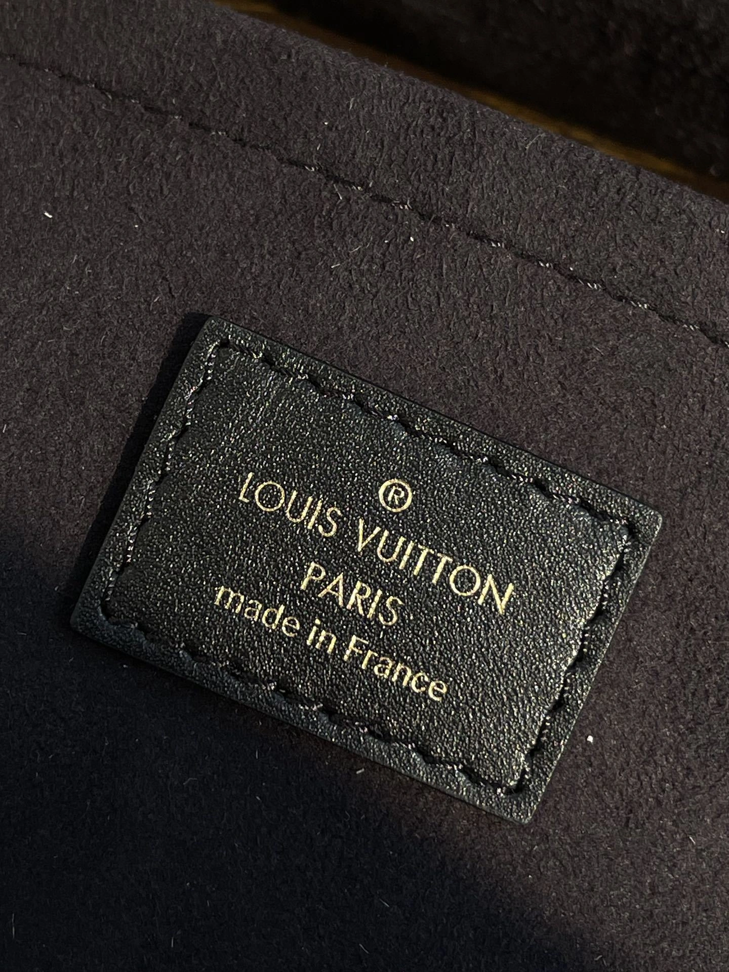 custombag-- 8V M44141 Calfskin item:D-B432F2060