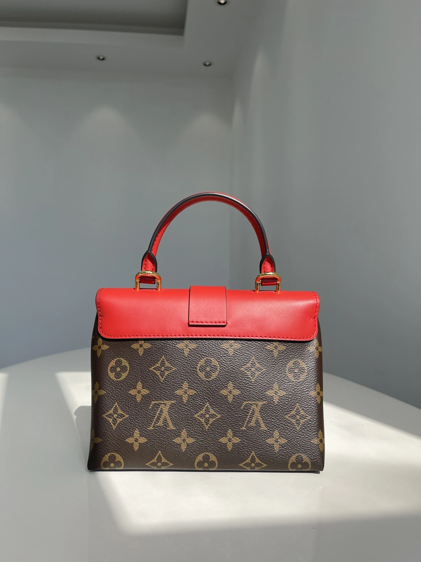 custombag-- 8V M44322 Calfskin item:D-B432F2059