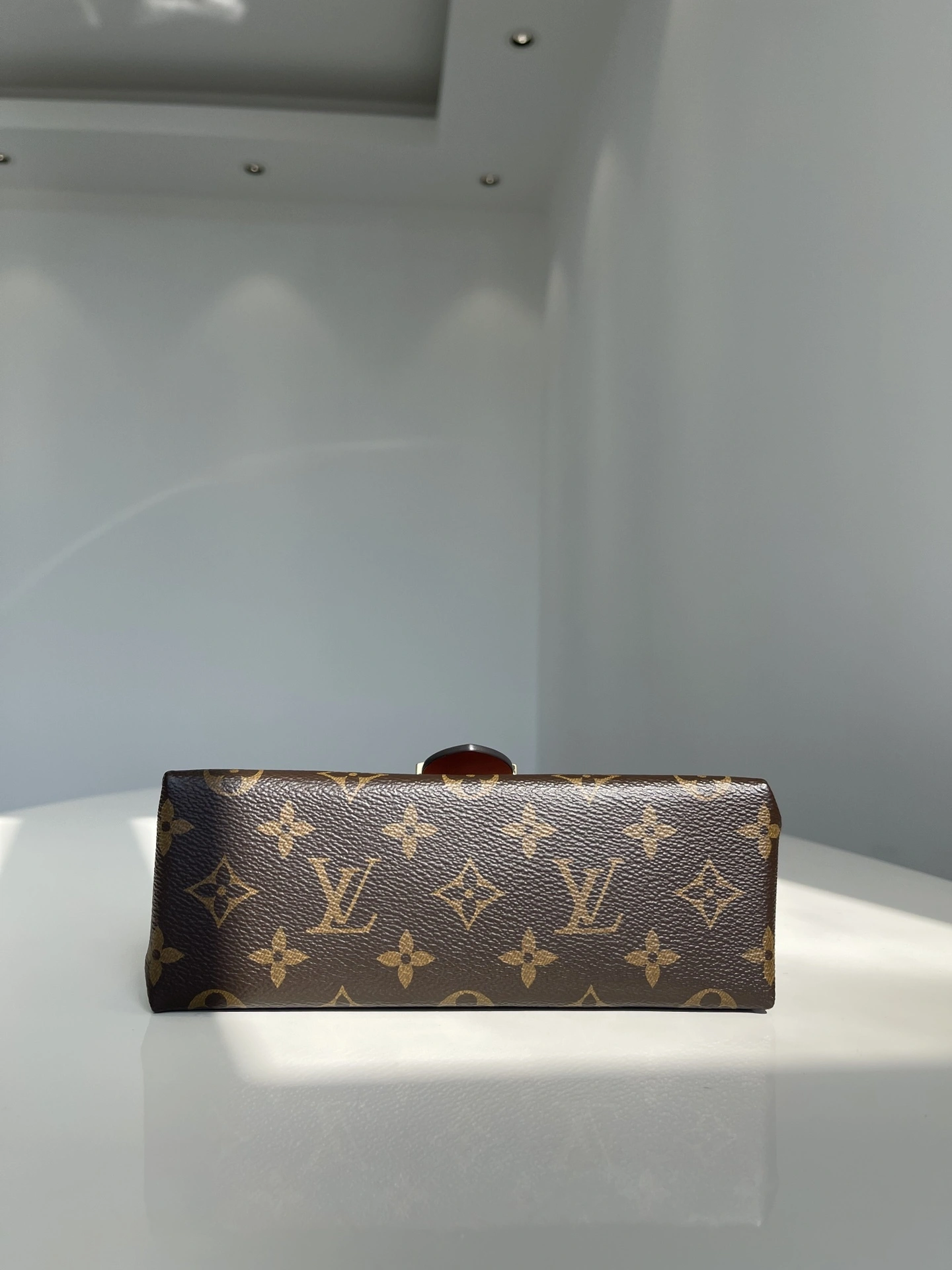 custombag-- 8V M44322 Calfskin item:D-B432F2059