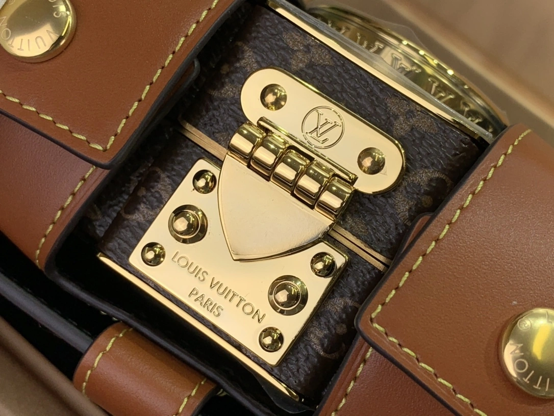 custombag-- 8V M47116 Pic Trunk cowhide item:D-B174E2736