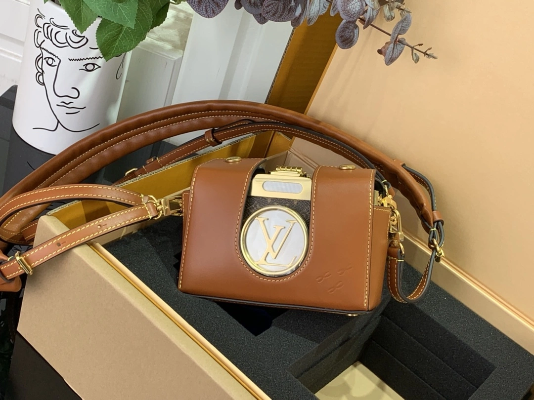 custombag-- 8V M47116 Pic Trunk cowhide item:D-B174E2736